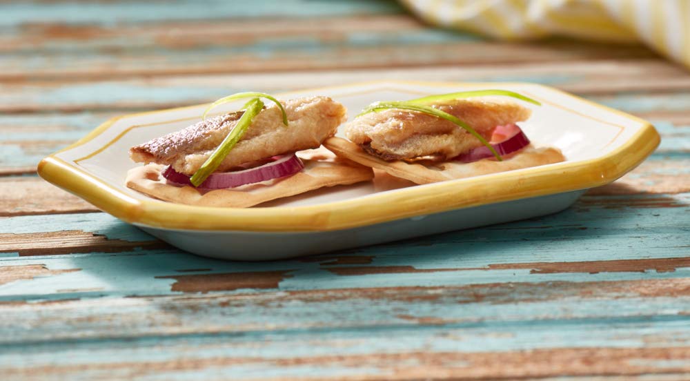 Season Mackerel in Water - Skinless & Boneless, No Salt Added, Wild Caught, Keto Snacks, Canned Mackerel Fillets, Full of Vitamins, Low in Mercury, Kosher, Non-GMO, 20g of Protein - 4.37 Oz, 12-Pack