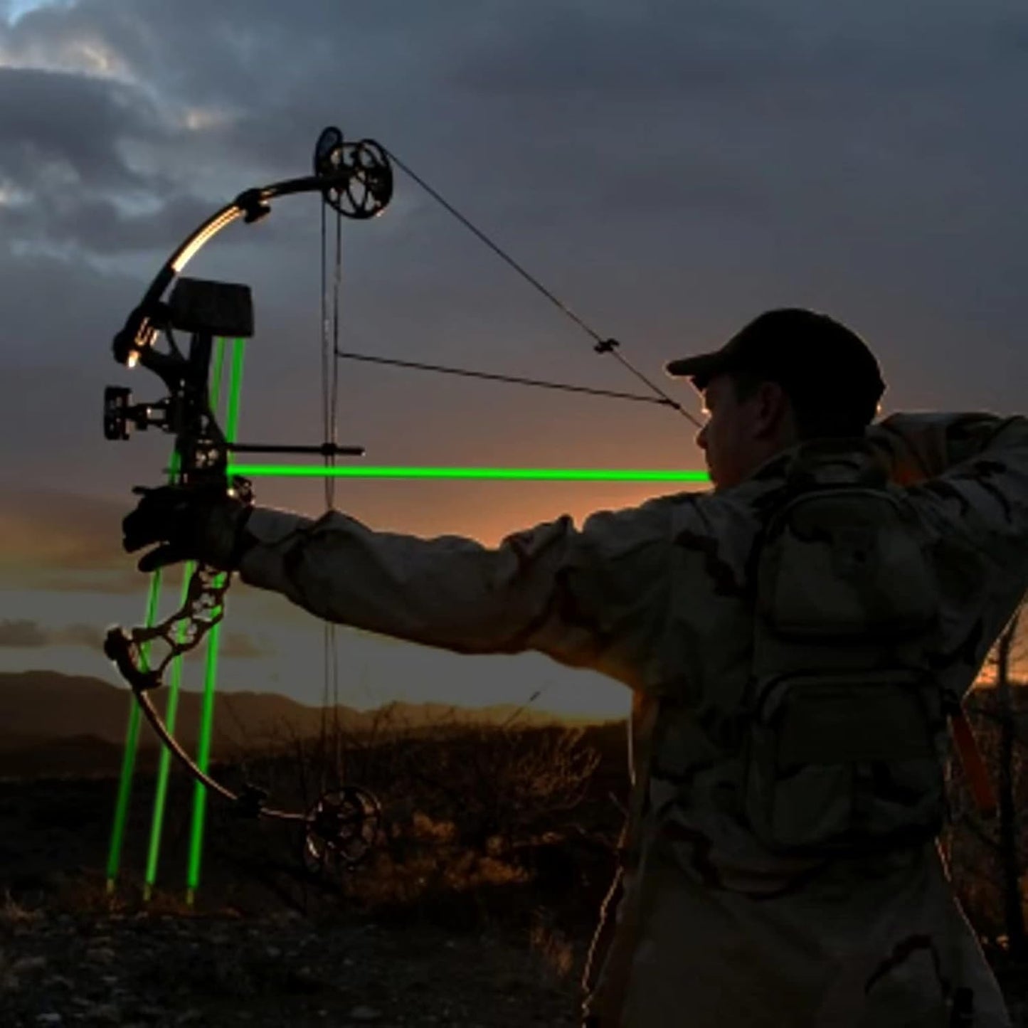 6 Pack 32 inch Bowfishing Arrows with Broadheads & Safty Slides Luminous Bow Fishing Arrows for Compound Bow Recurve Bow Fishing Hunting
