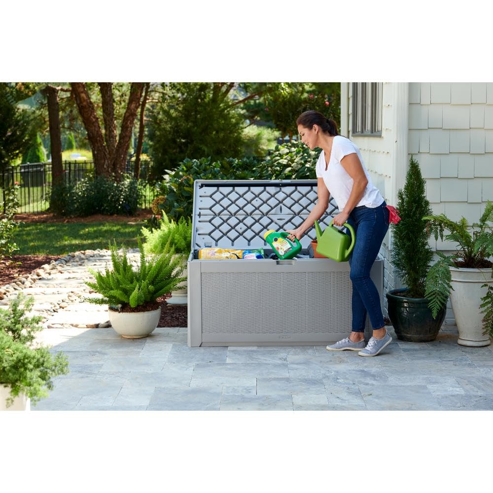 Rubbermaid Extra Large Resin Outdoor Storage Deck Box (134 Gal), Weather Resistant, Black, Deck Organization for Home/Backyard/Pool Chemicals/Toys/Garden Tools/Porch/Patio Cushions