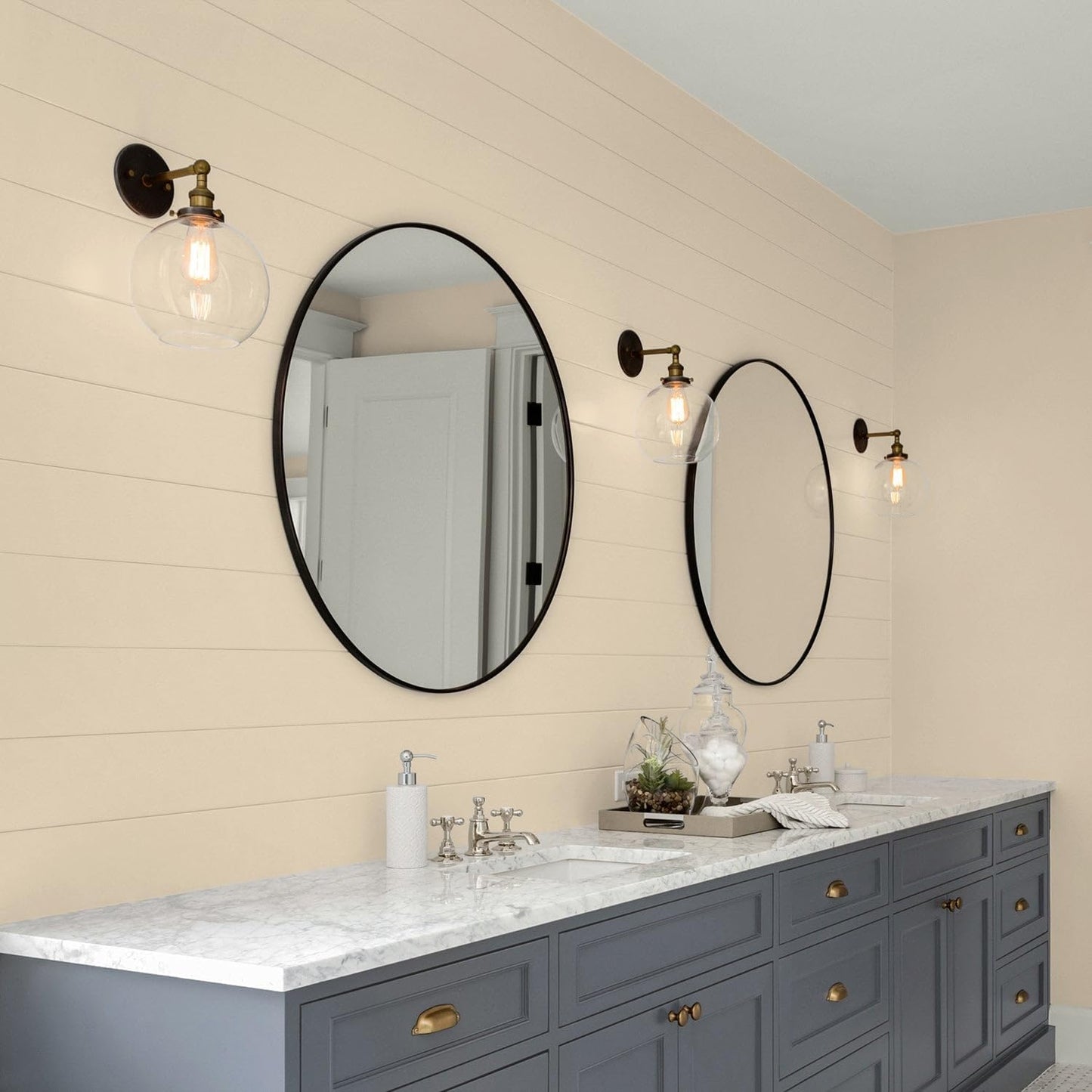 Glidden Interior Paint + Primer: Beige/Toasted Almond, One Coat, Semi-Gloss, 1-Quart