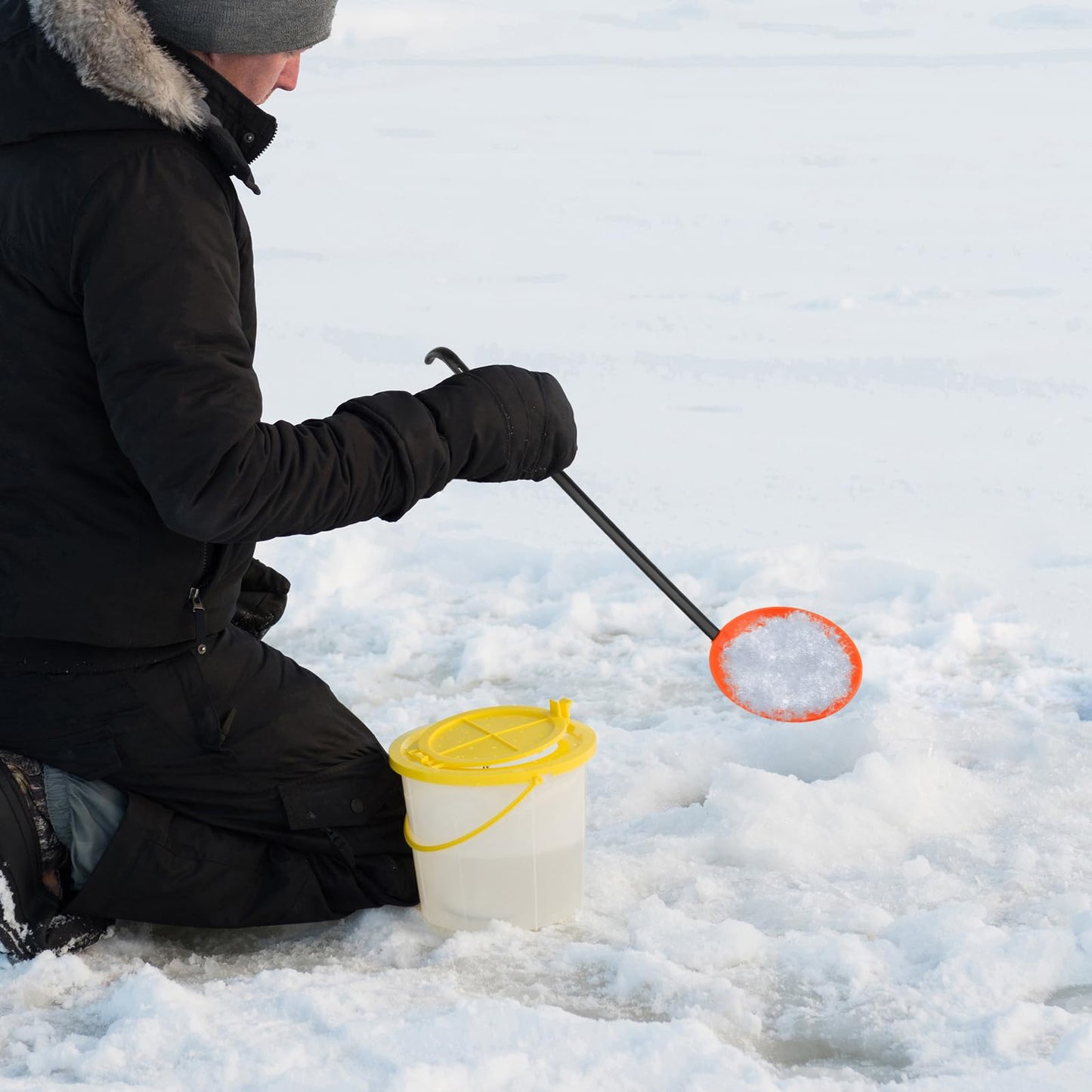 Yiju Ice Fishing Scoop Scoop Skimmer Ice Slush Scoop with Aluminum Handle Winter Outdoor Fishing Shovel Ice Tools