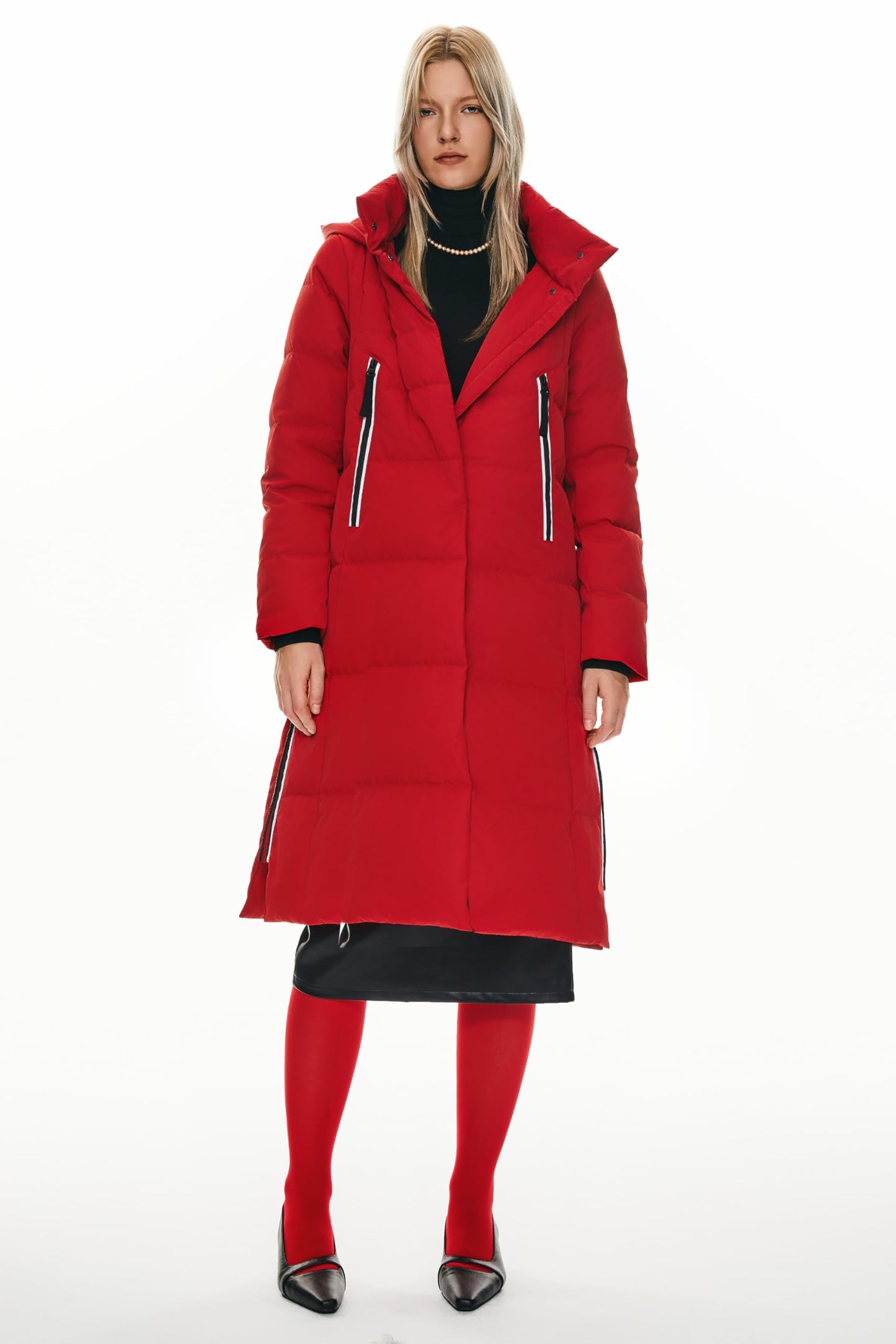 Orolay Women's Thickened Long Down Jacket Winter Down Coat Hooded Puffer Jacket with Side Zipper