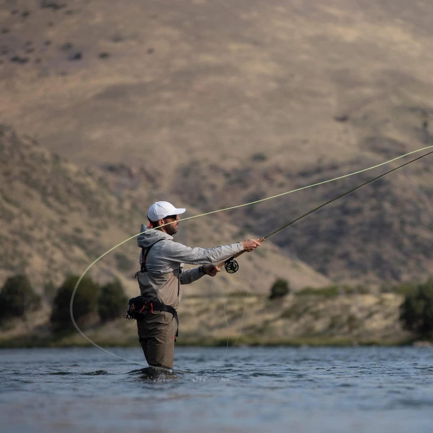 Redington Fly Fishing Field Kit, Fly Rod and Reel Combo Starter Kit, Line and Carrying Case Included