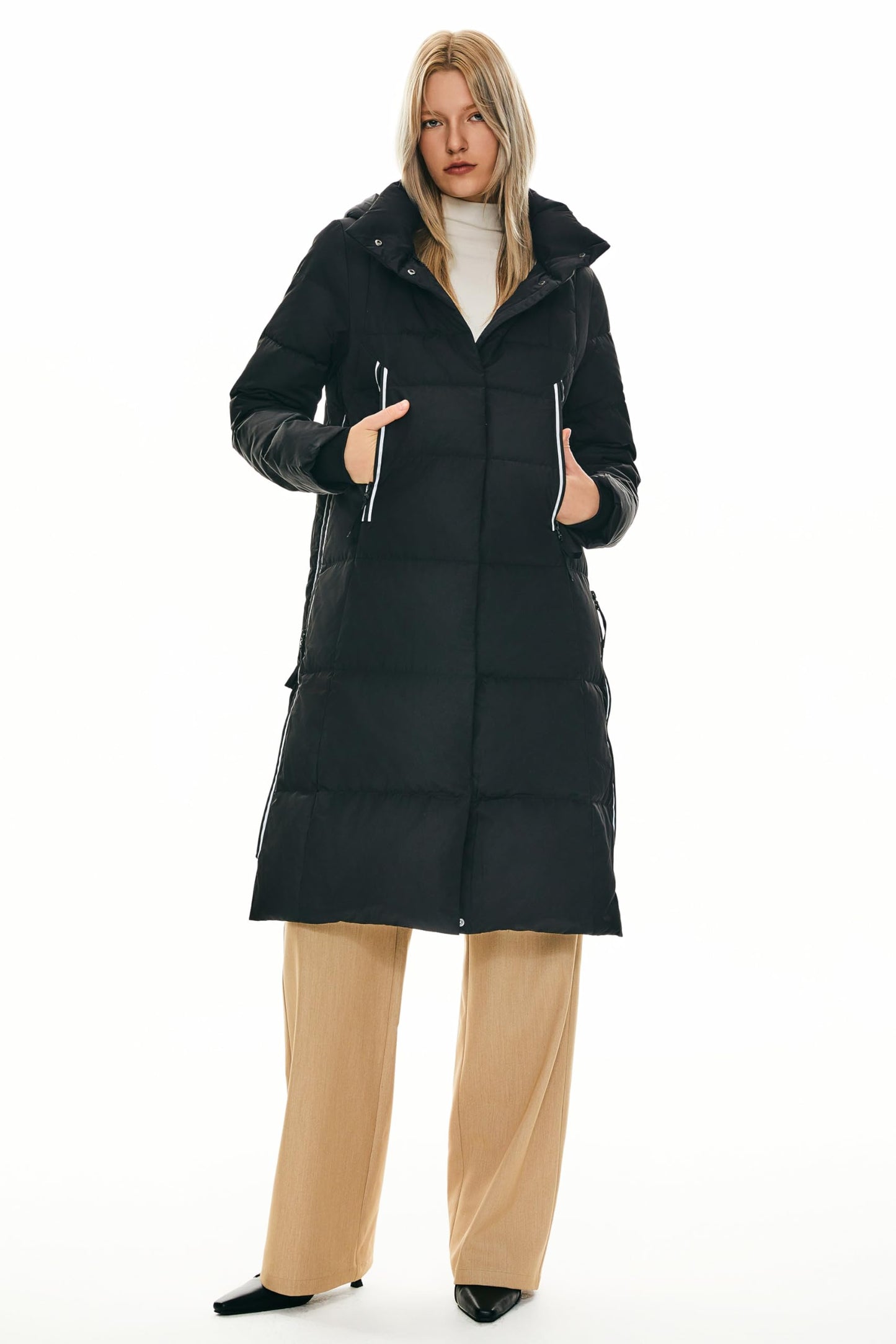 Orolay Women's Thickened Long Down Jacket Winter Down Coat Hooded Puffer Jacket with Side Zipper
