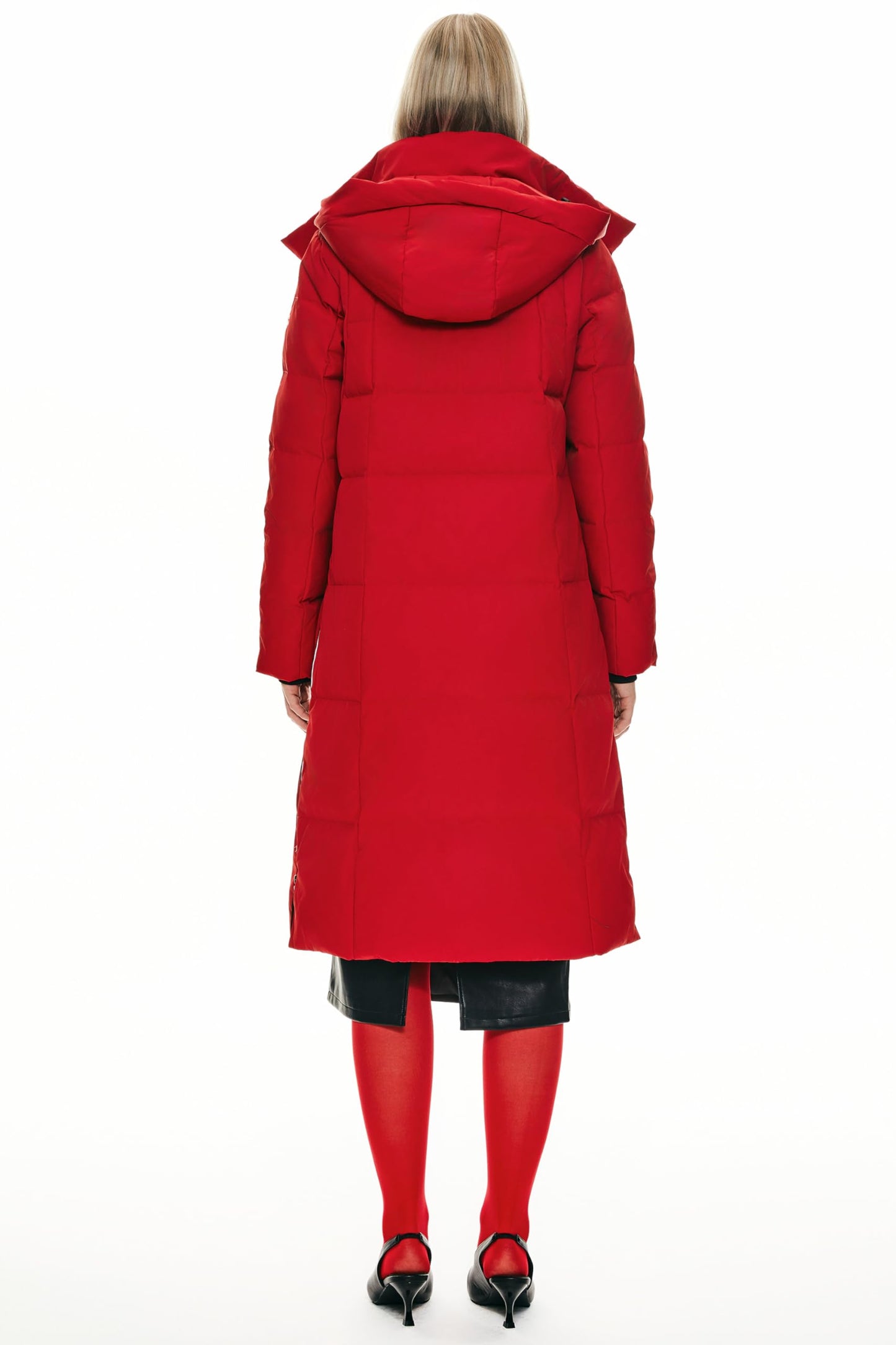 Orolay Women's Thickened Long Down Jacket Winter Down Coat Hooded Puffer Jacket with Side Zipper