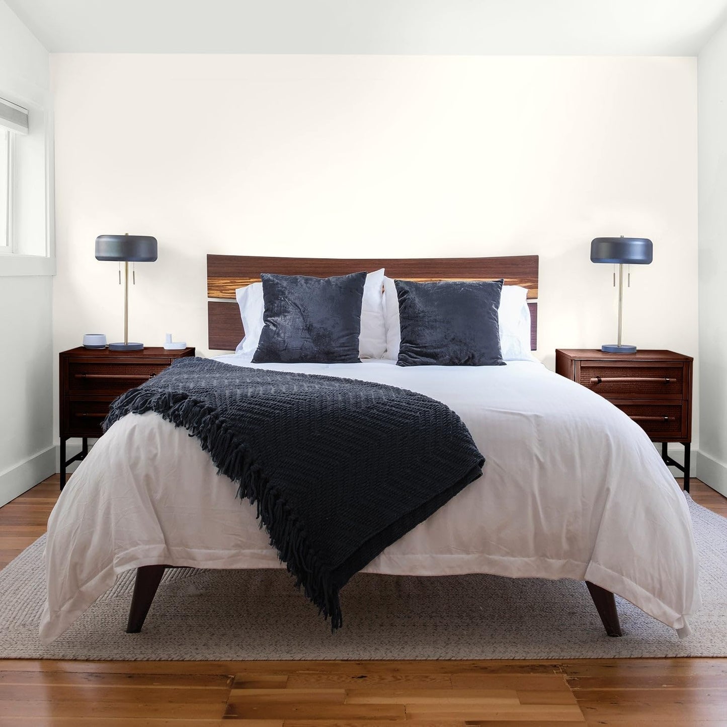 Glidden Interior Paint + Primer: Beige/Toasted Almond, One Coat, Semi-Gloss, 1-Quart