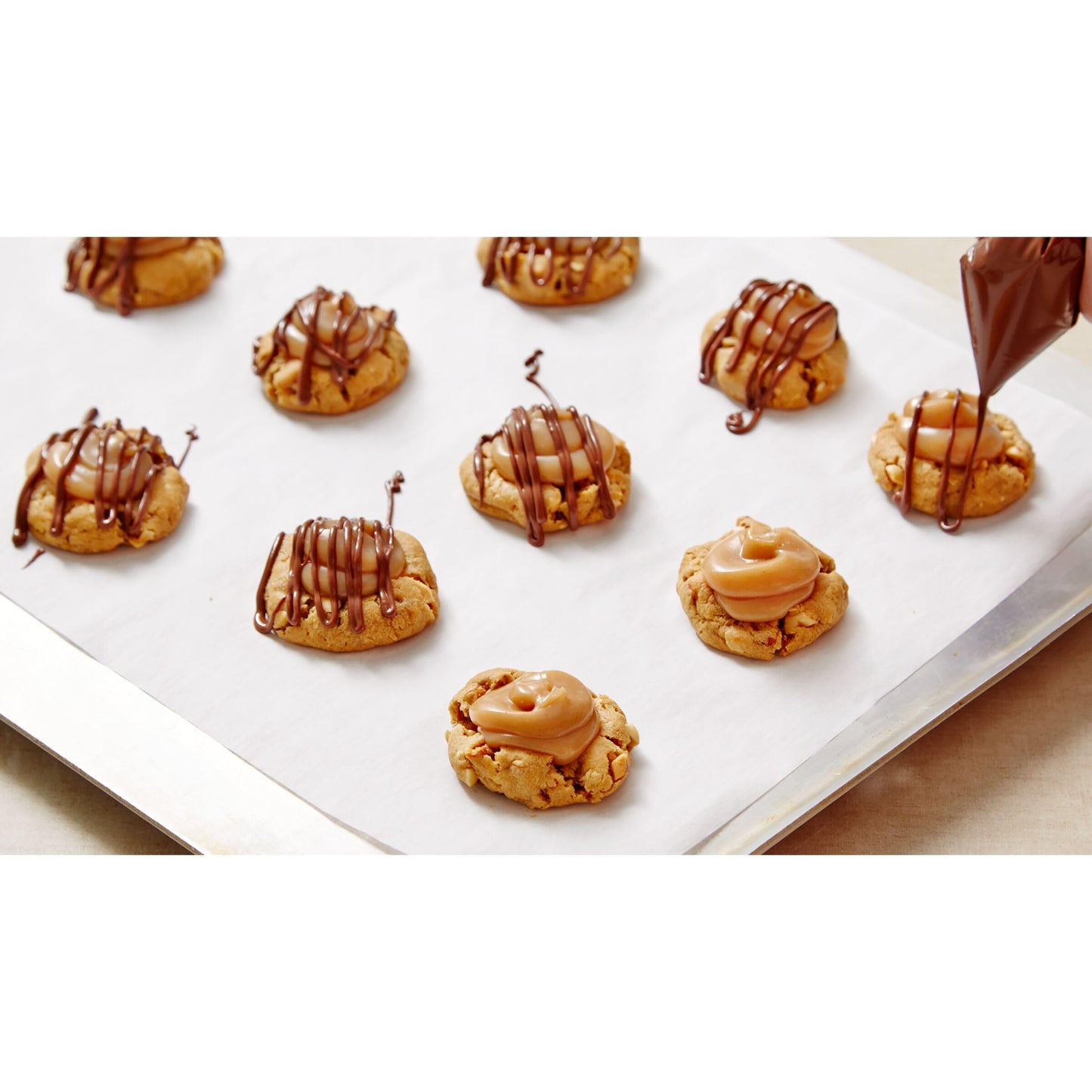 Jif Natural Creamy Peanut Butter Spread and Honey – Contains 80% Peanuts, 16 Ounces