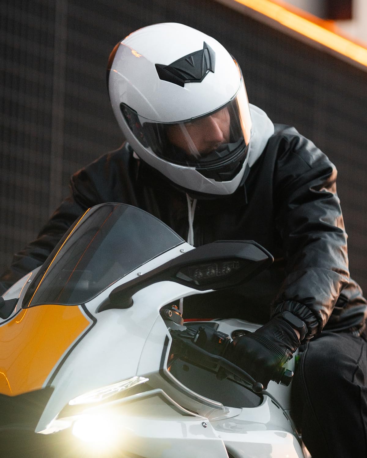 ILM Full Face Motorcycle Street Bike Helmet with Removable Winter Neck Scarf + 2 Visors DOT Model-JK313