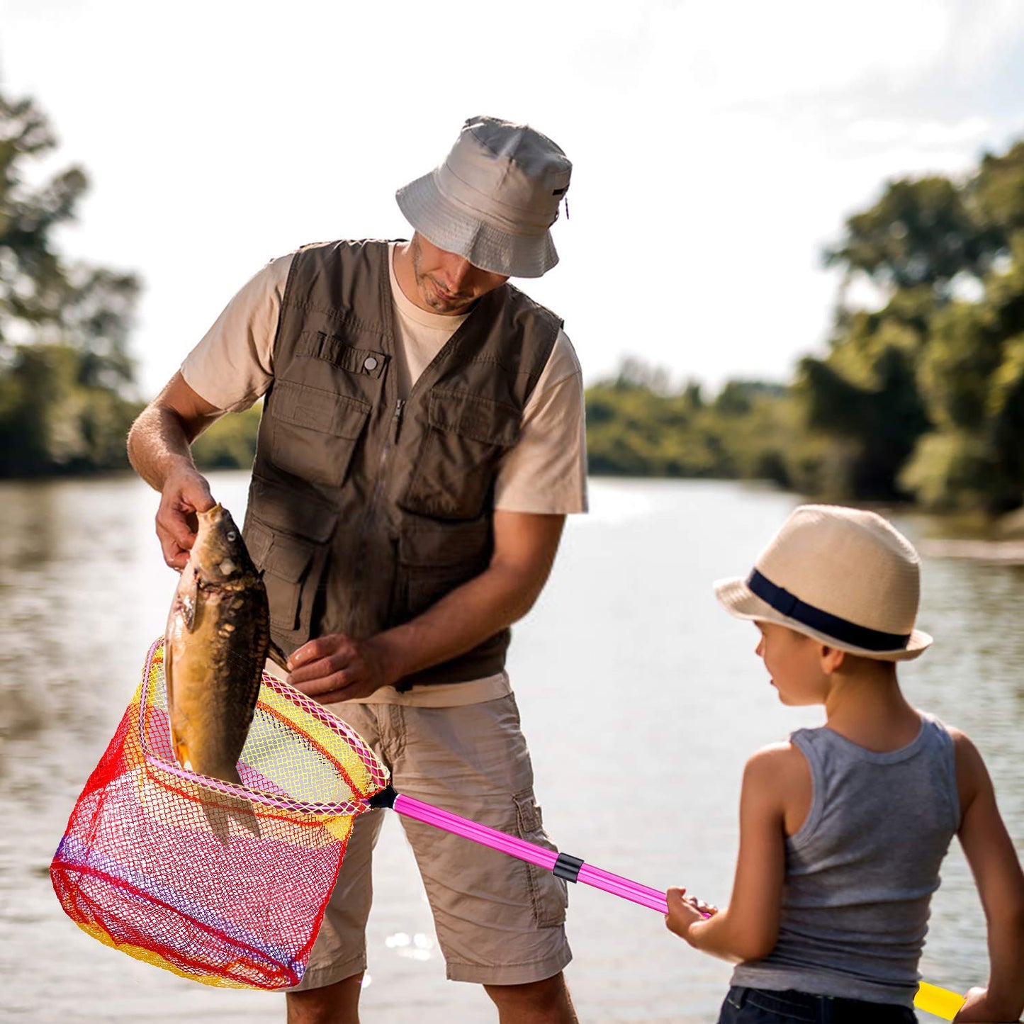 PLUSINNO Kids Fishing Net, Telescopic Lightweight Landing Net with Aluminum Pole Handle and Nylon Mesh, Catch and Release Butterfly Net for Kids Youth Outdoor