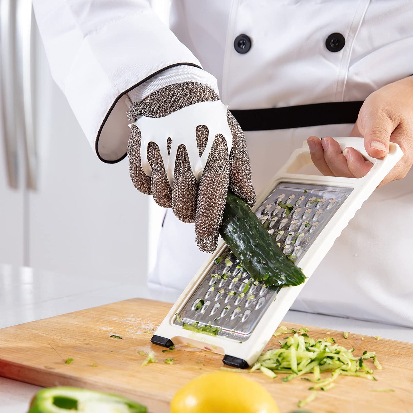 Dowellife Level 9 Cut Resistant Glove - Stainless Steel Mesh Metal Glove for Butcher, Meat Cutting, Oyster Shucking, Kitchen Mandoline, Chef Slicing, Fish Fillet (X-Large)