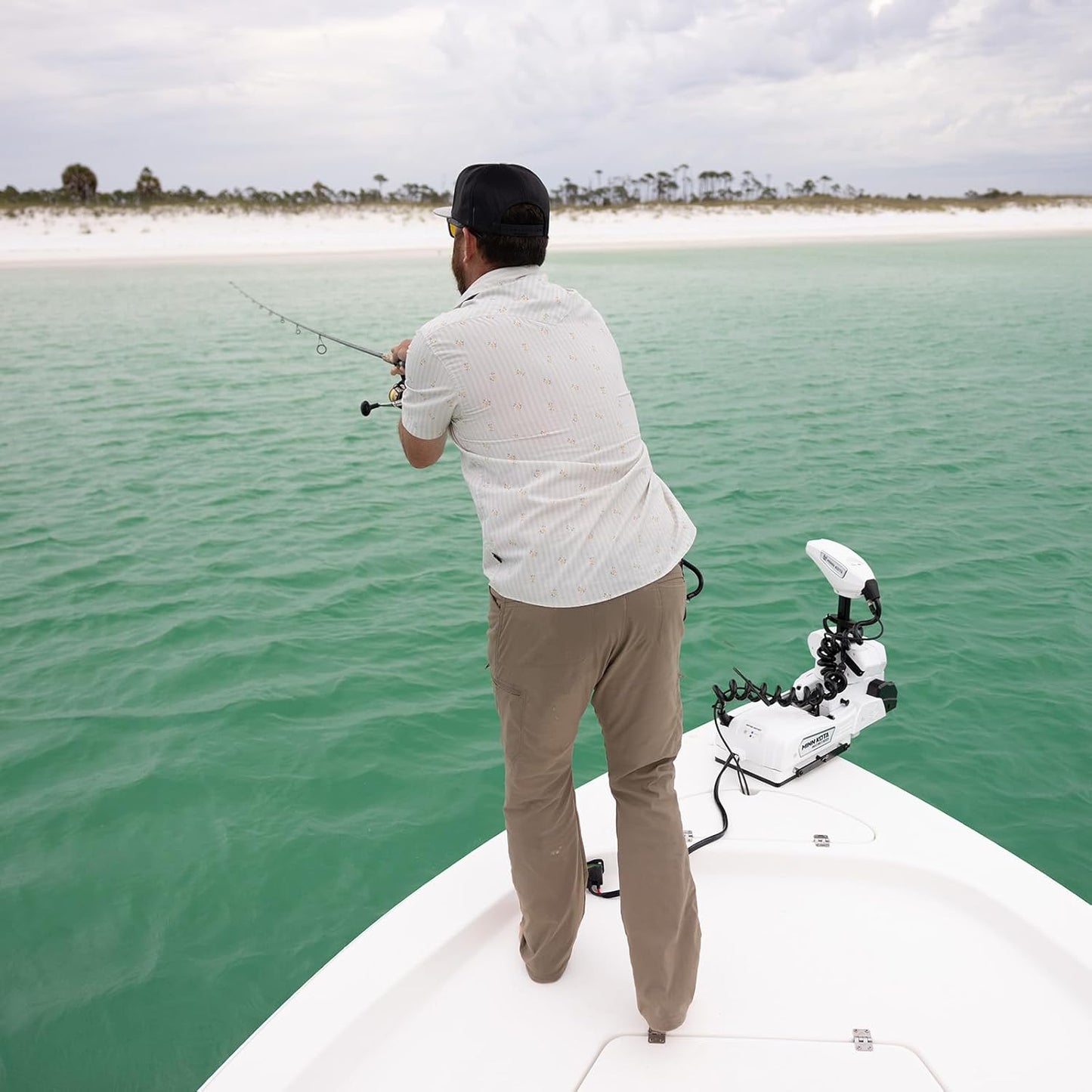 Minn Kota 1358560 Riptide Instinct Quest 90/115 lb. Thrust, 60" Shaft, Wireless Remote, White