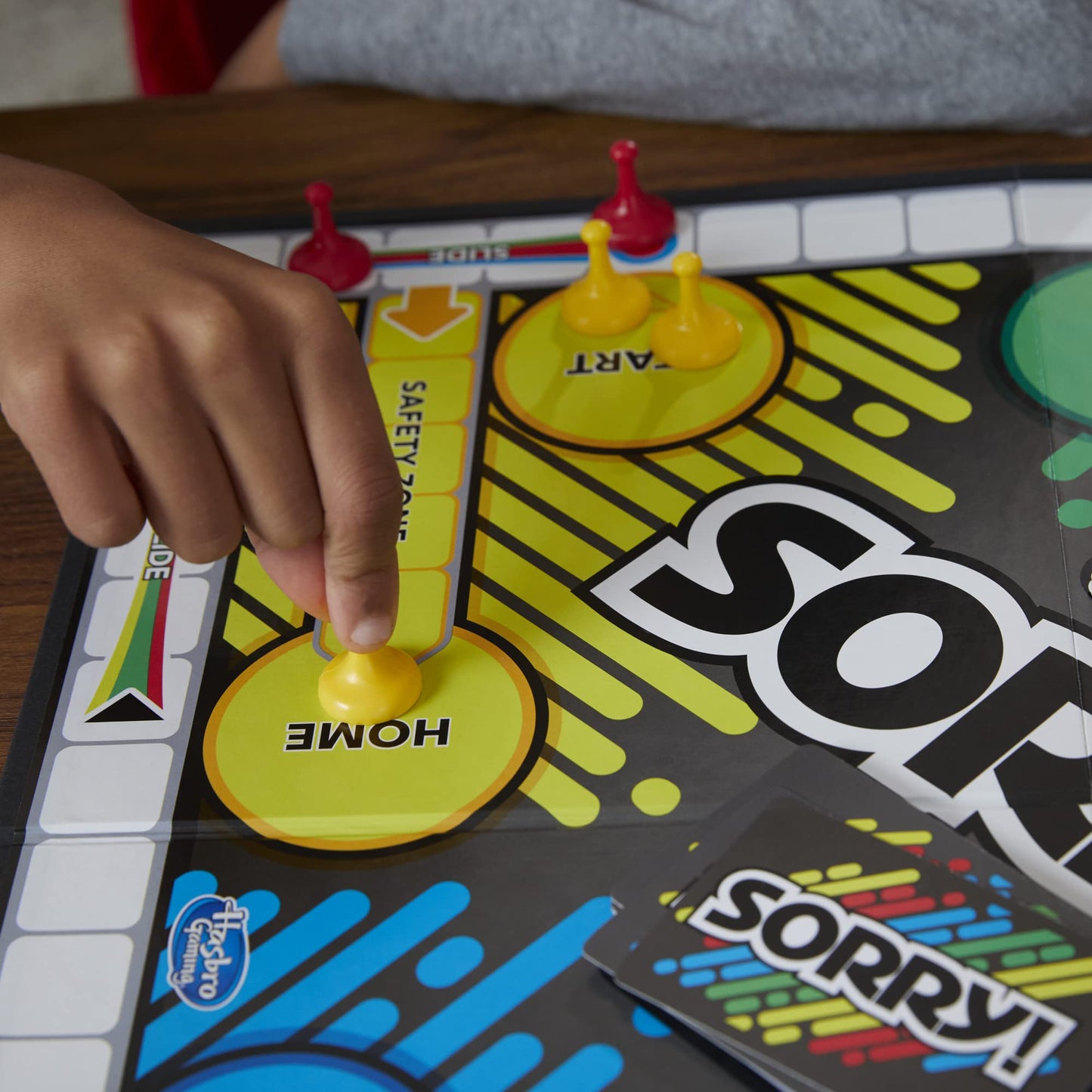 Sorry! Kids Board Game, Family Board Games for Kids and Adults, 2 to 4 Players, Family Games, Kids Games, Ages 6 and Up