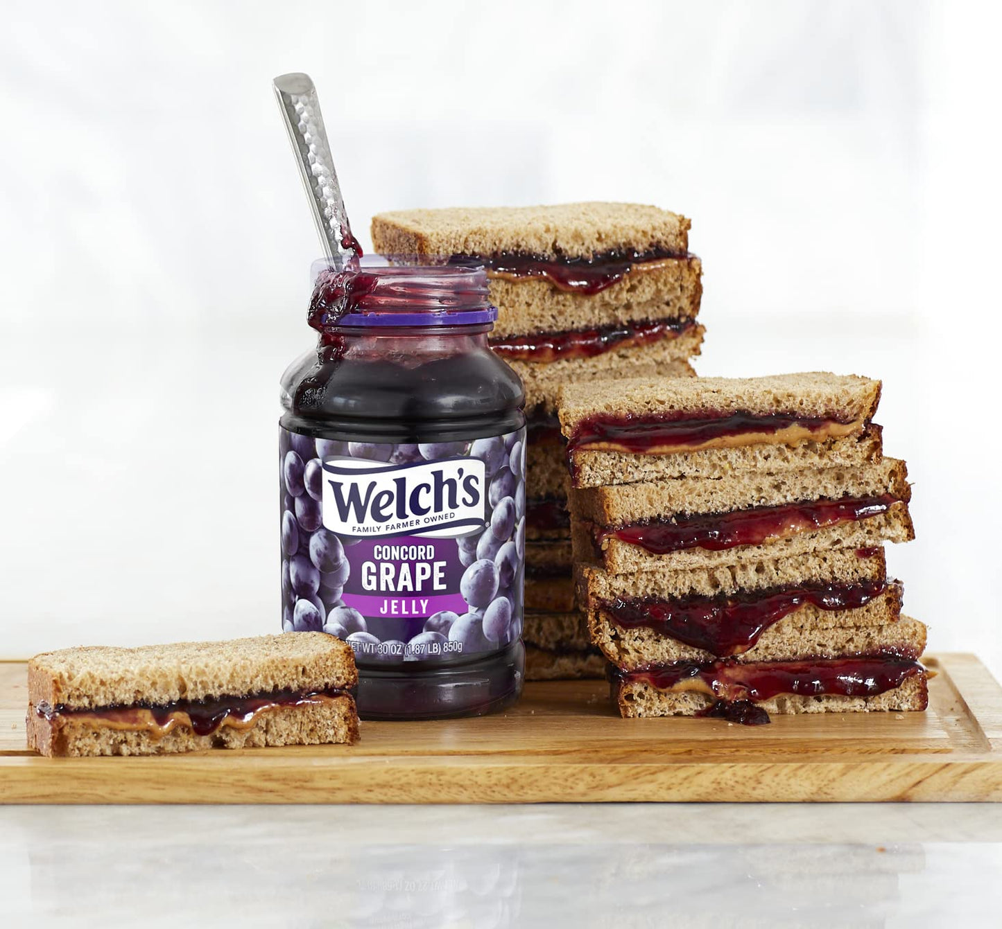 Welch's Concord Grape Jelly, 30 Oz Jar