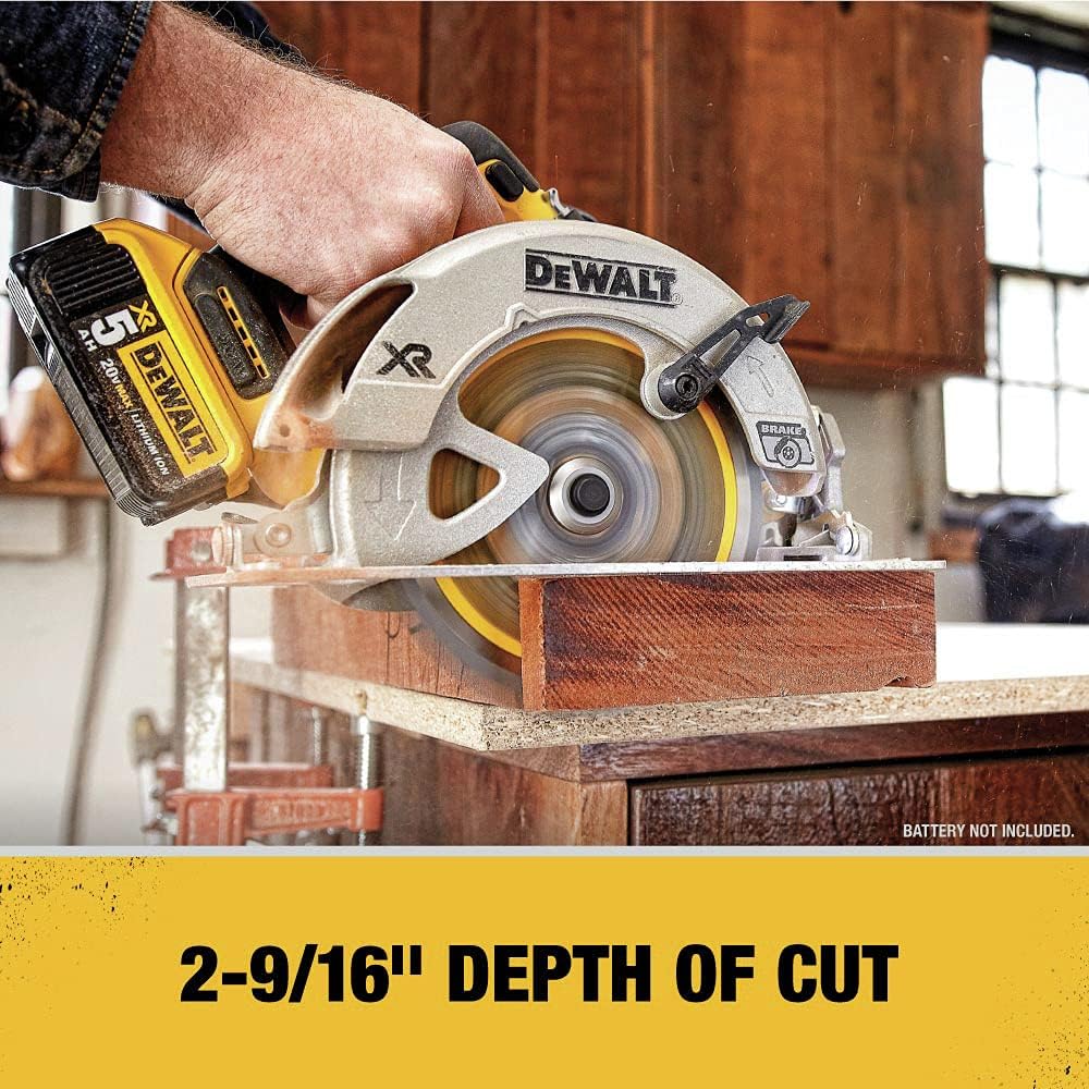 DEWALT 20V MAX Circular Saw Cordless with Brake, 7-1/4 Inch, Tool Only (DCS570B)