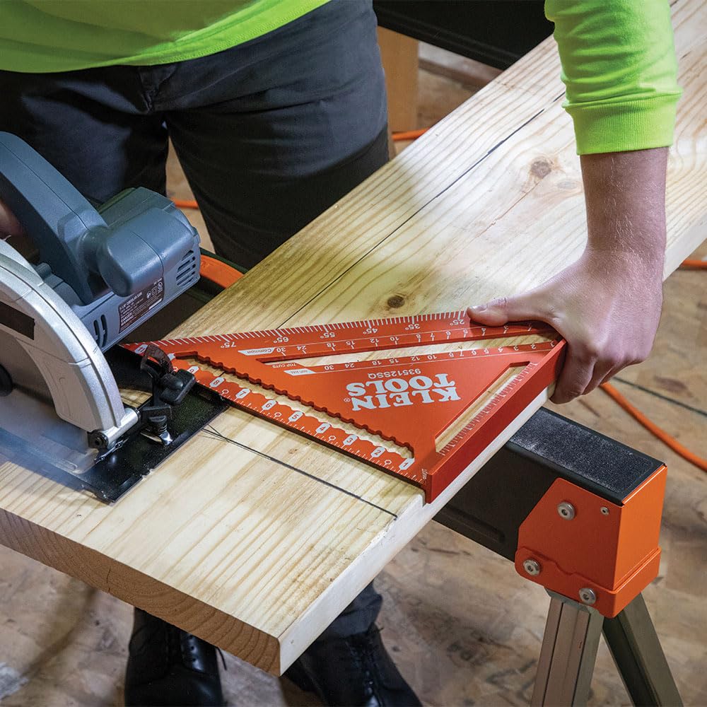 Klein Tools 935FSQ Framing Square, 24-Inch x 16-Inch, L Shape Carpenter Woodworking Tool with Laser Etched Rafter Tables and Octagon Scales