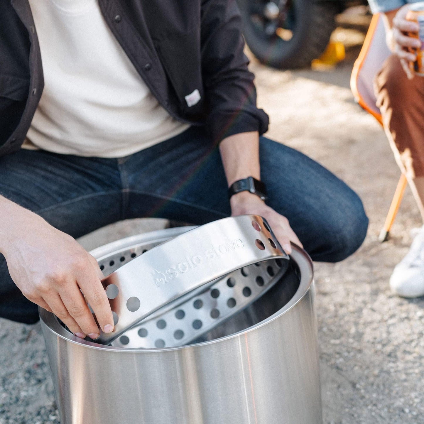 Solo Stove Ranger 2.0 with Stand - 15 Inch Smokeless Portable Fire Pit - Lightweight Outdoor Fireplace with Removable Ash Pan, Stainless Steel, Carry Case Included, Ideal for 2-4 People, 16.5 lbs
