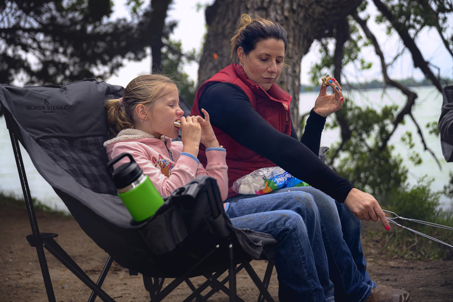 Black Sierra Oversized Plush Padded Camping Sofa, Portable Outdoor Loveseat Supports 500 Lbs, XL Foldup Couch w/Dual Cupholders and Carry Bag, Great for Beach, Camping, RV, Patio