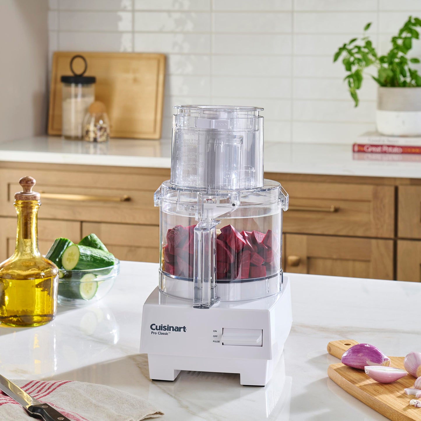 Cuisinart Food Processor 14-Cup Vegetable Chopper for Mincing, Dicing, Shredding, Puree & Kneading Dough, Stainless Steel, DFP-14BCNY