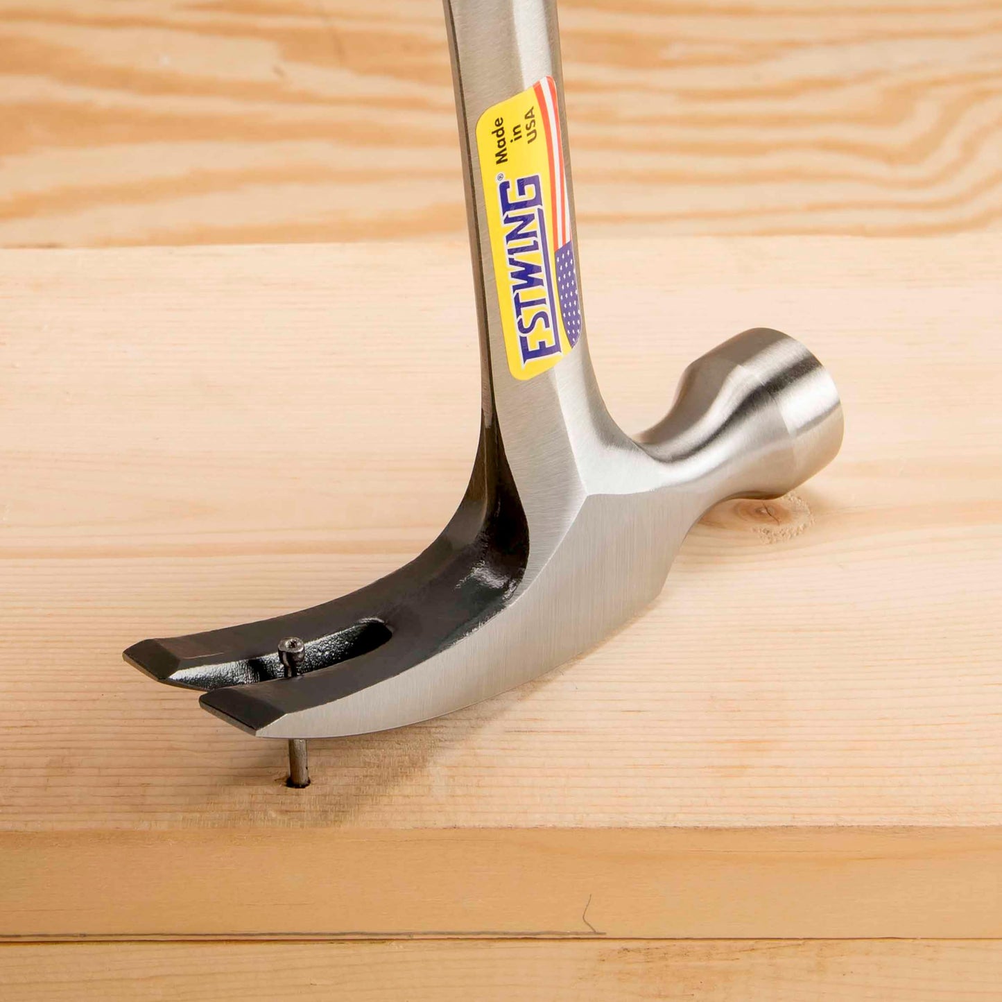 Estwing Hammer - 20 oz Straight Rip Claw with Smooth Face & Genuine Leather Grip - E20S