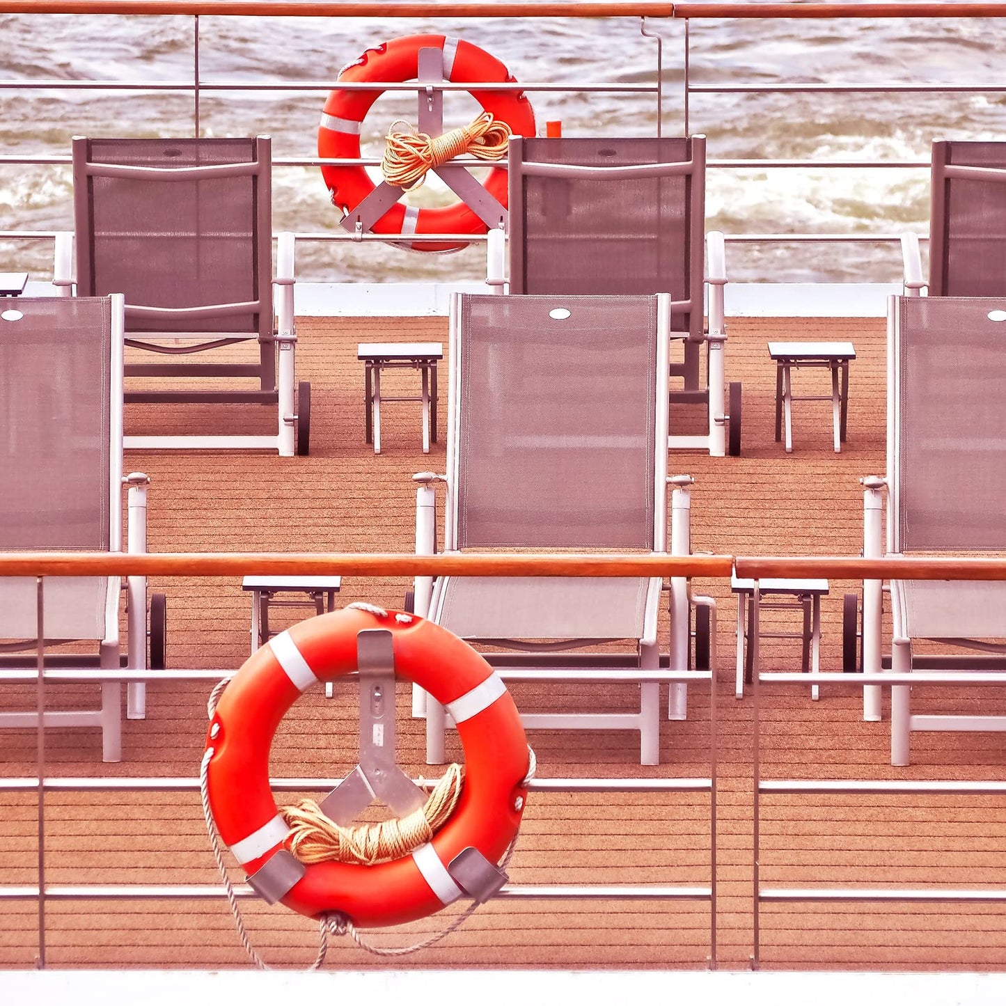 28 inch/23 inch Boat Safety Throw Ring with Water Floating Lifesaving Rope 98.4FT Set, 2.5/1.5 KG International Standard Throw Ring, Outdoor Professional Throwing Ring Rope Rescue Lifeguard Lifesaving