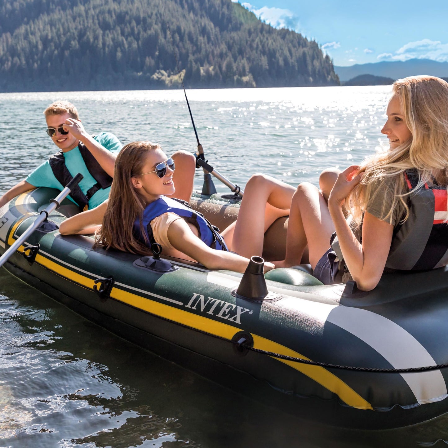 INTEX Seahawk Inflatable Boat Series: Includes Deluxe Aluminum Oars and High-Output Pump – SuperStrong PVC – Fishing Rod Holders – Heavy Duty Grab Handles – Gear Pouch