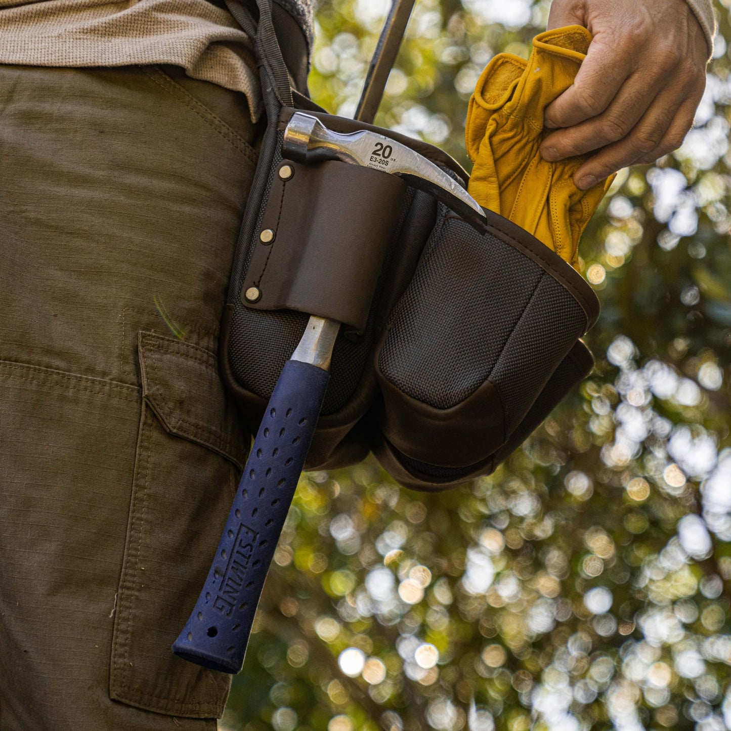 ESTWING Hammer - 16 oz Straight Rip Claw with Smooth Face & Shock Reduction Grip - E3-16S