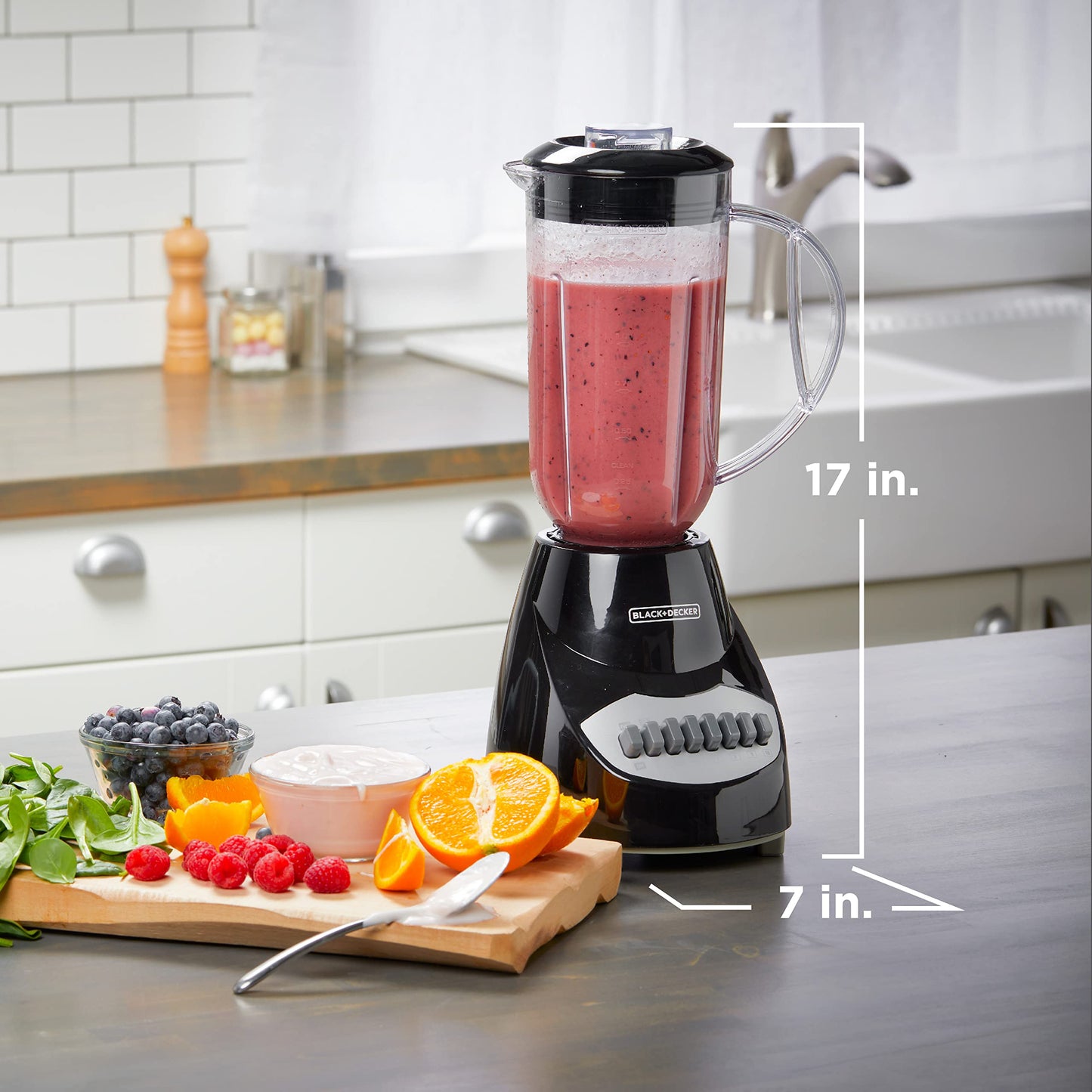 BLACK+DECKER 10-Speed Countertop Blender, Pulse Button, 6-Cup Glass Jar, Dishwasher-Safe, Stainless Steel Blade, Suction Feet