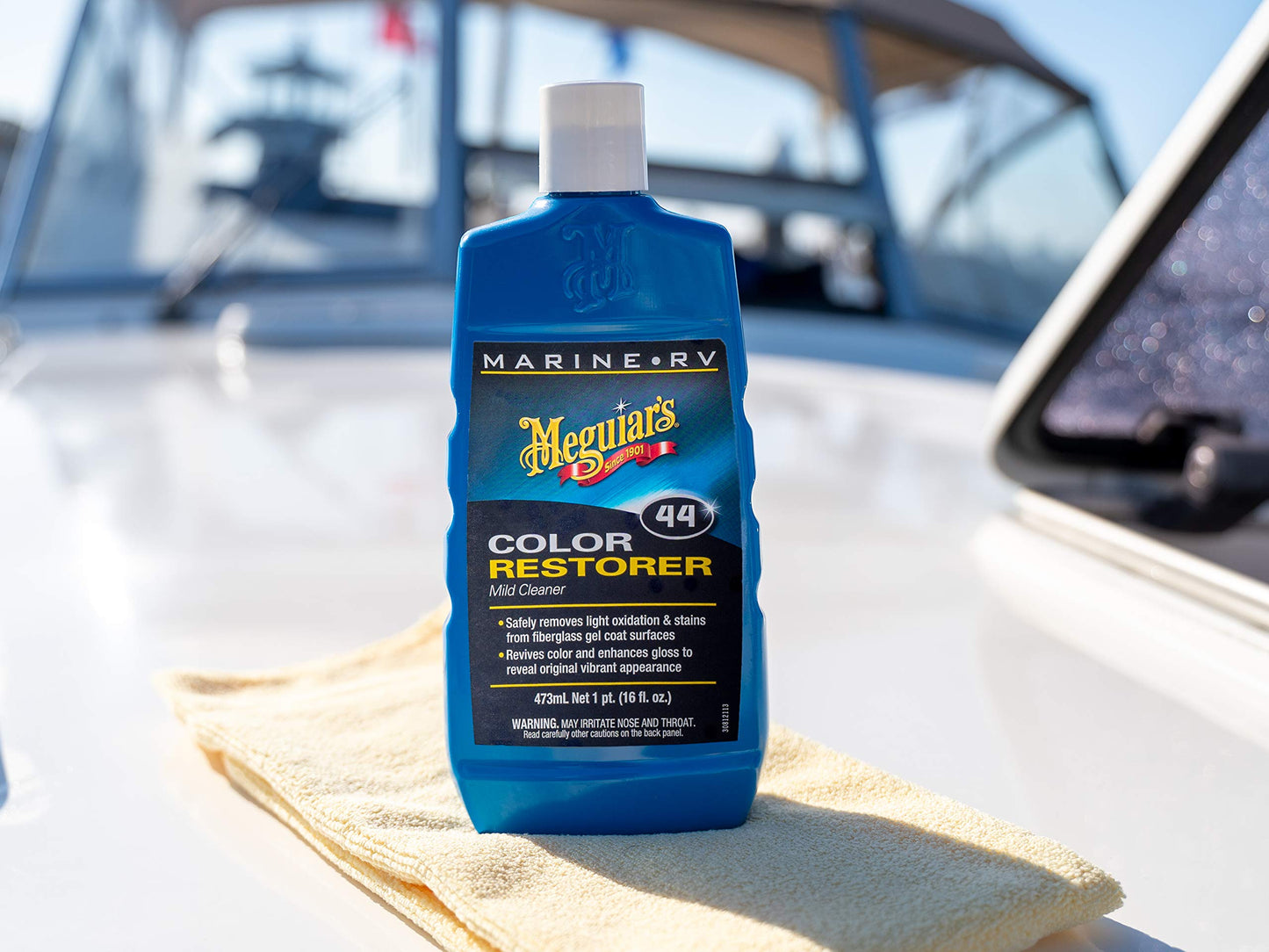 Meguiar's M4965 Marine/RV Fiberglass Restoration System, 3-Piece Marine Fiberglass Repair Kit Featuring Oxidation Remover for Boat Care Plus Boat Polish and Wax
