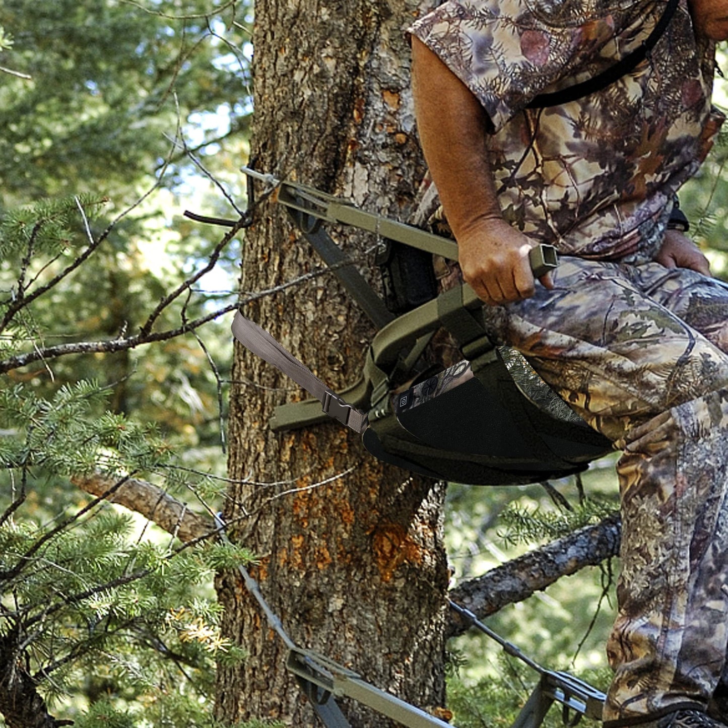 MDSTOP Heated Hunting Seat Cushion, Waterproof Seat Pads for Tree Stand & Ladder Stand, for Hunting, Ice Fishing,Hiking, Camping(Battery not Included)