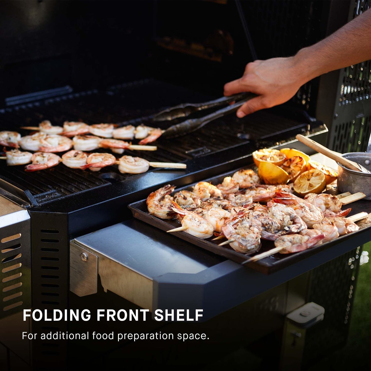 Masterbuilt® Gravity Series® 600 Digital Charcoal Grill and Smoker,WiFi Technology, GravityFed™ Charcoal Hopper, 600 Cooking Sq. Inches, Reversible Smoke&Sear Cast Iron Grates, Black, Model MB20041023