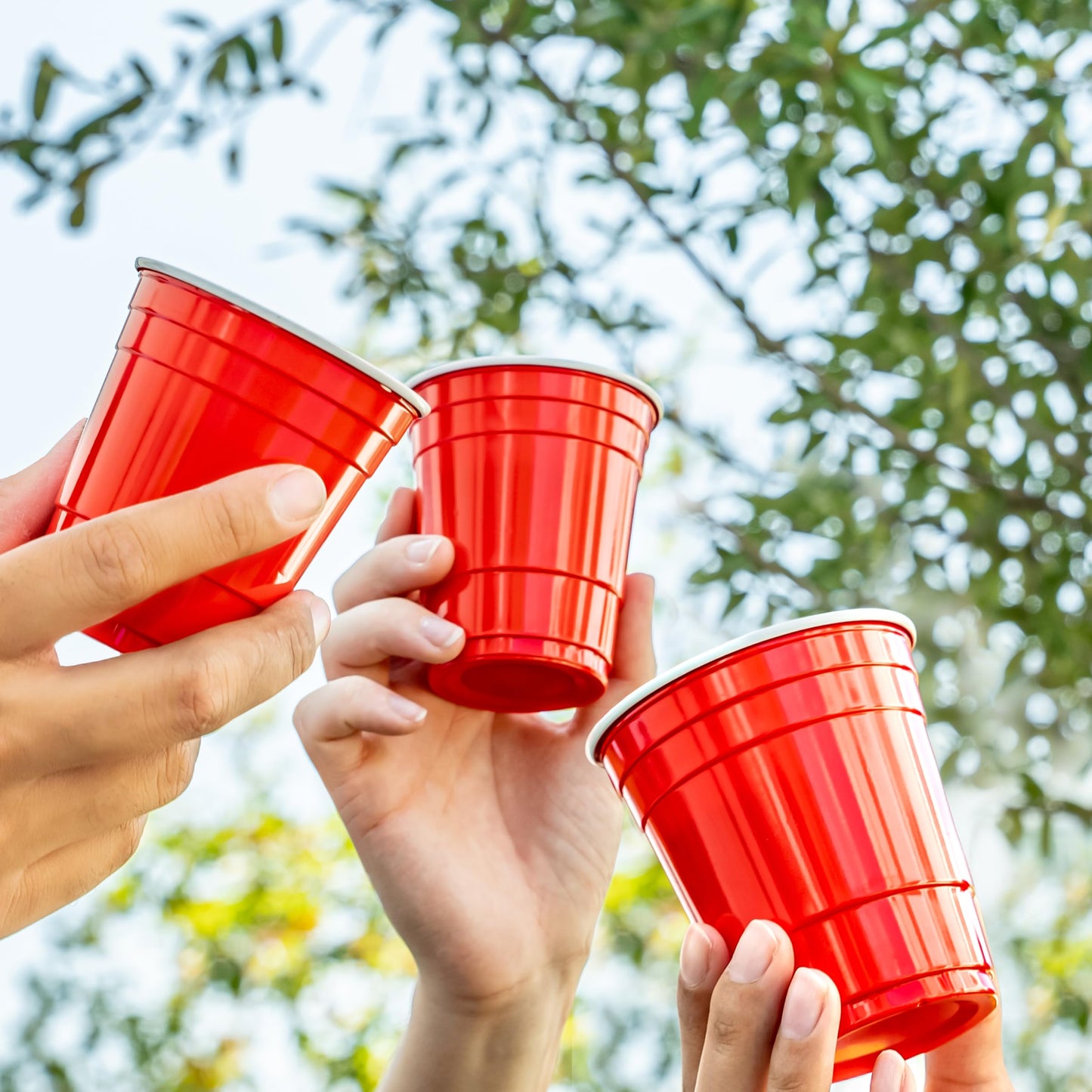 Amazon Basics Disposable Plastic Party Cups, Red, 18oz, 50 Count