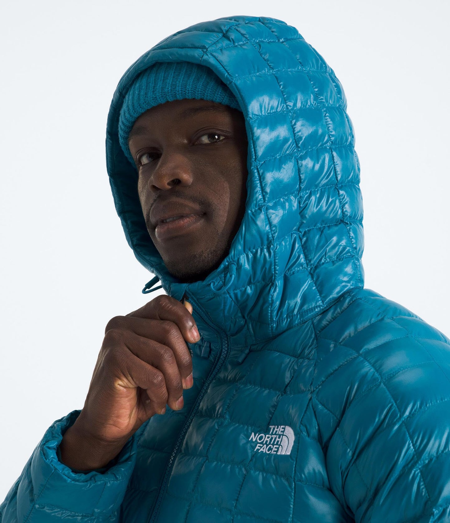 THE NORTH FACE Men's Thermoball Hooded Jacket | Lightweight, Wind & Water Resistant Fabric, Synthetic Insulation