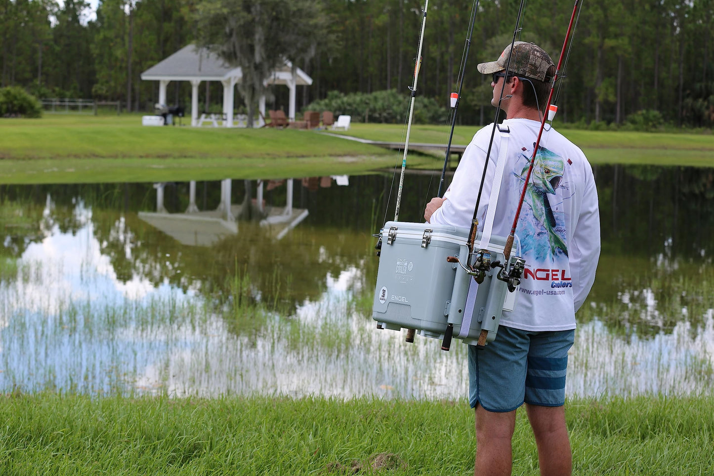 ENGEL Live Bait Cooler PRO for Fishing - Portable Minnow and Bait Bucket with Lithium-Ion Rechargeable Aerator