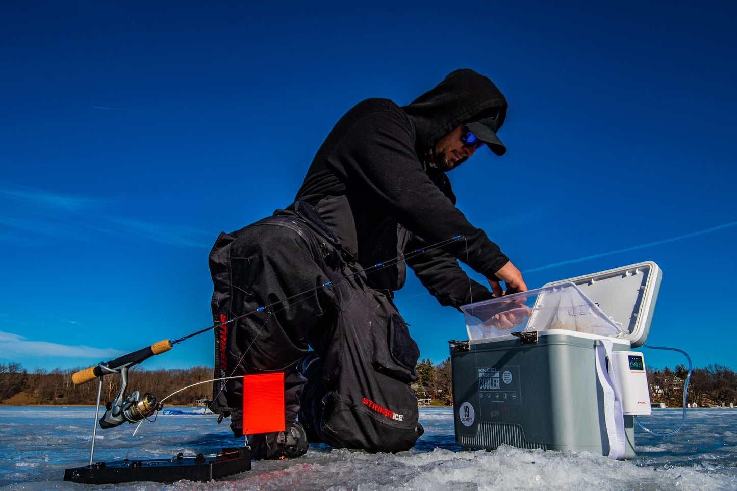 ENGEL Live Bait Cooler PRO for Fishing - Portable Minnow and Bait Bucket with Lithium-Ion Rechargeable Aerator