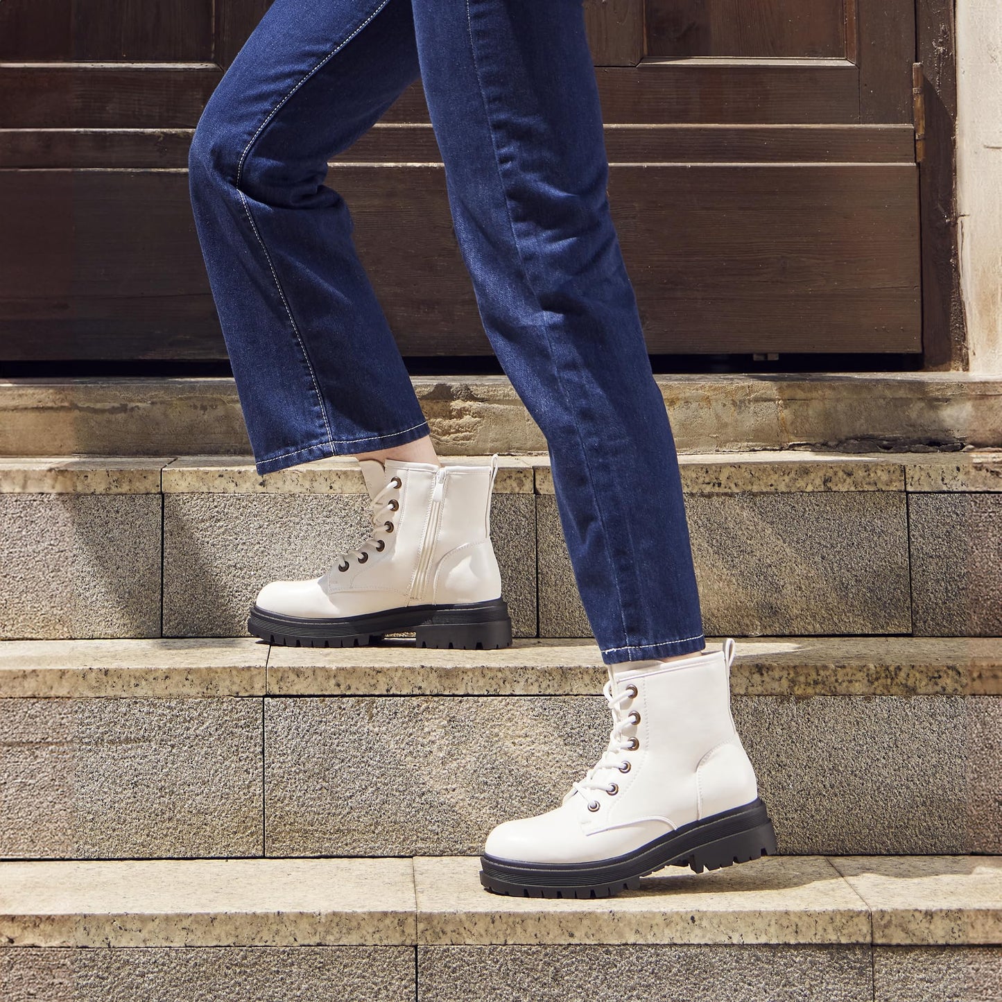 DREAM PAIRS Lace-up Combat Boots Ankle Booties for Women