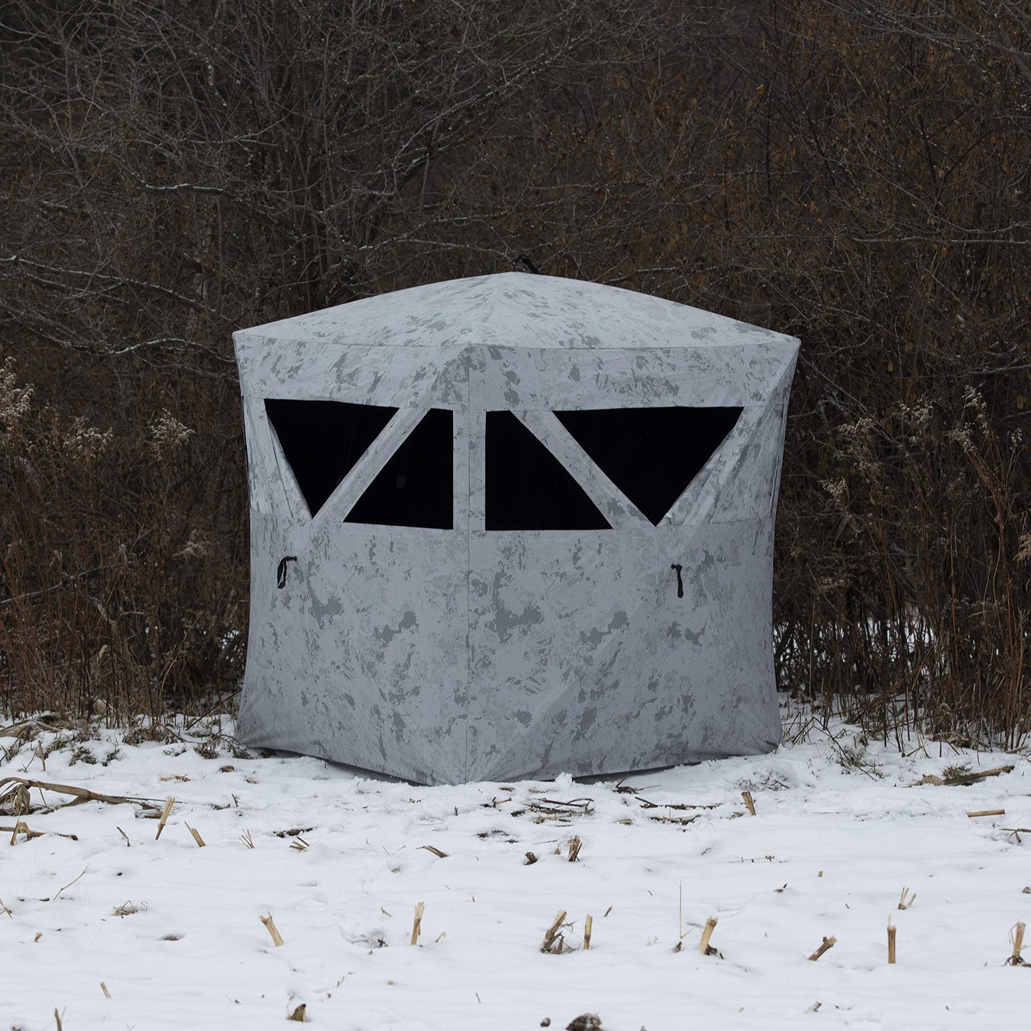 Barronett Blinds Radar Portable Hunting Blind, Pop-Up Hub Blind, Zipperless Windows, Lightweight, 2-Person, 67" x 71" x 71"