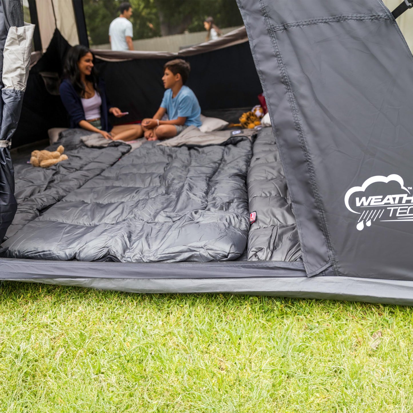 Coleman Instant Tent with 1-Minute Setup, 10-Person Tent with Pre-Attached Poles, Air Vent, & Carry Bag
