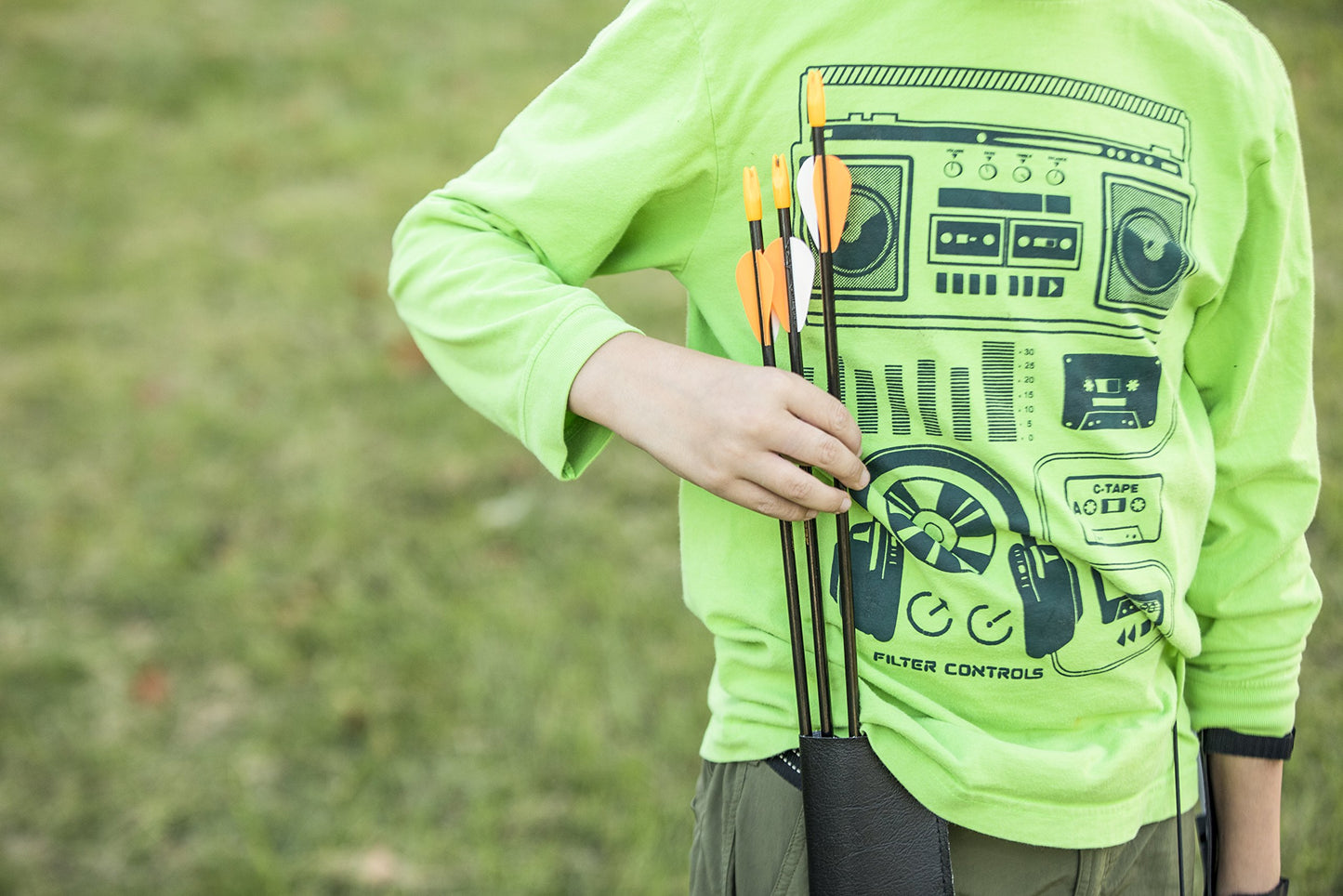 Bear Archery Youth Safety Glass Arrows, Durable & Splinter-Free Fiberglass Arrows, Nocks and Points Included, Pre-Fletched with Vanes, America's No. 1 Youth Archery Brand