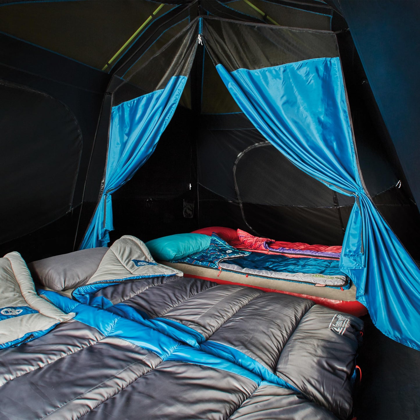 Coleman Instant Tent with 1-Minute Setup, 10-Person Tent with Pre-Attached Poles, Air Vent, & Carry Bag