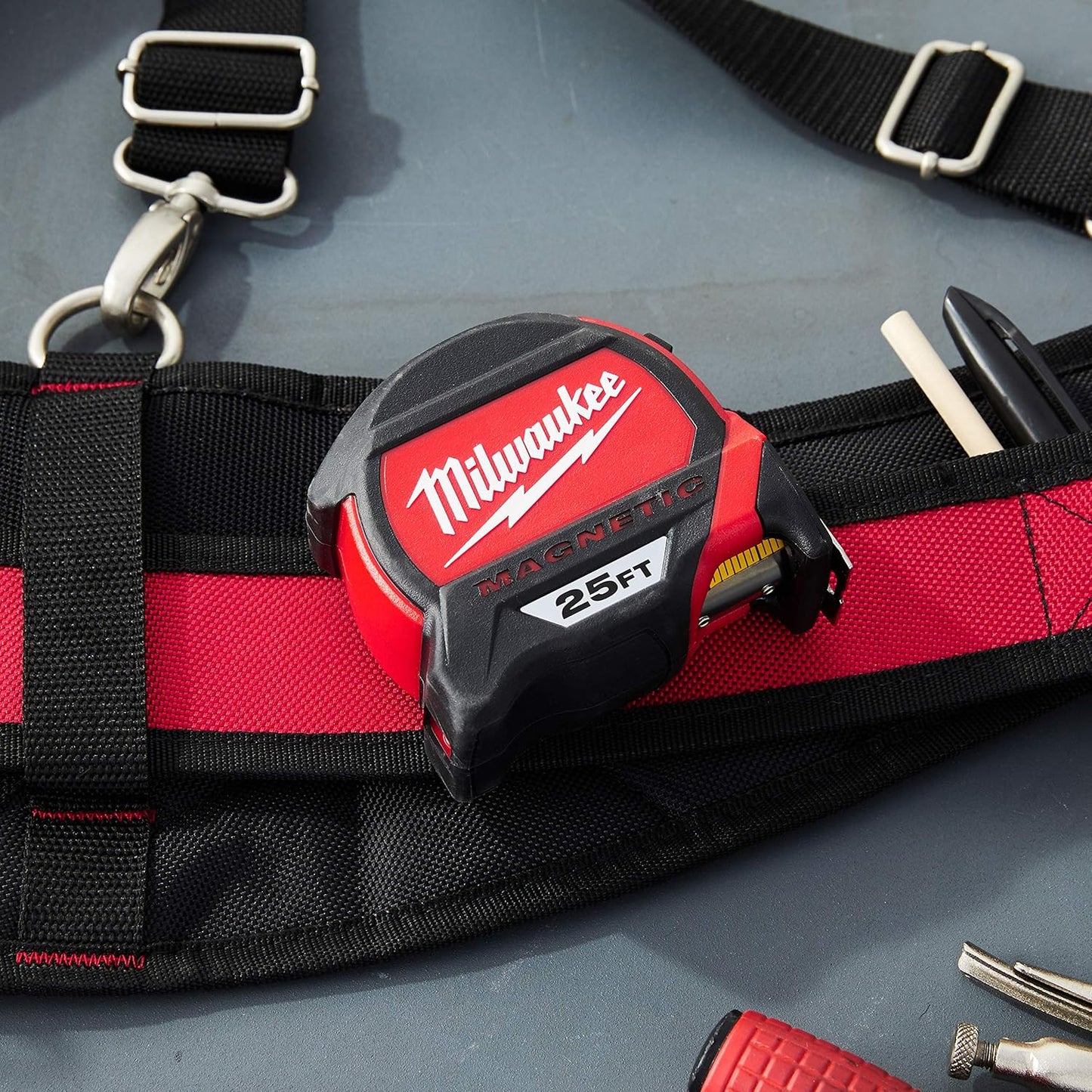 Milwaukee Tool 48-22-7125 Magnetic Tape Measure 25 ft x 1.83 Inch