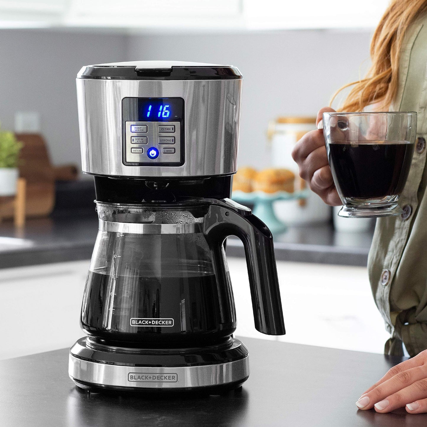BLACK+DECKER 12-Cup Coffee Maker with Easy On/Off Switch, Easy Pour, Non-Drip Carafe with Removable Filter Basket, Vortex Technology, Black