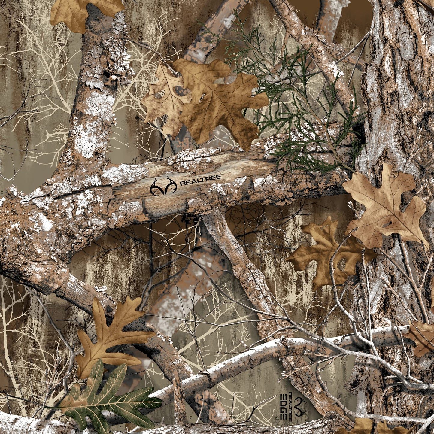 Realtree Men's Essential Camo Lightweight Performance Short Sleeve Shirt