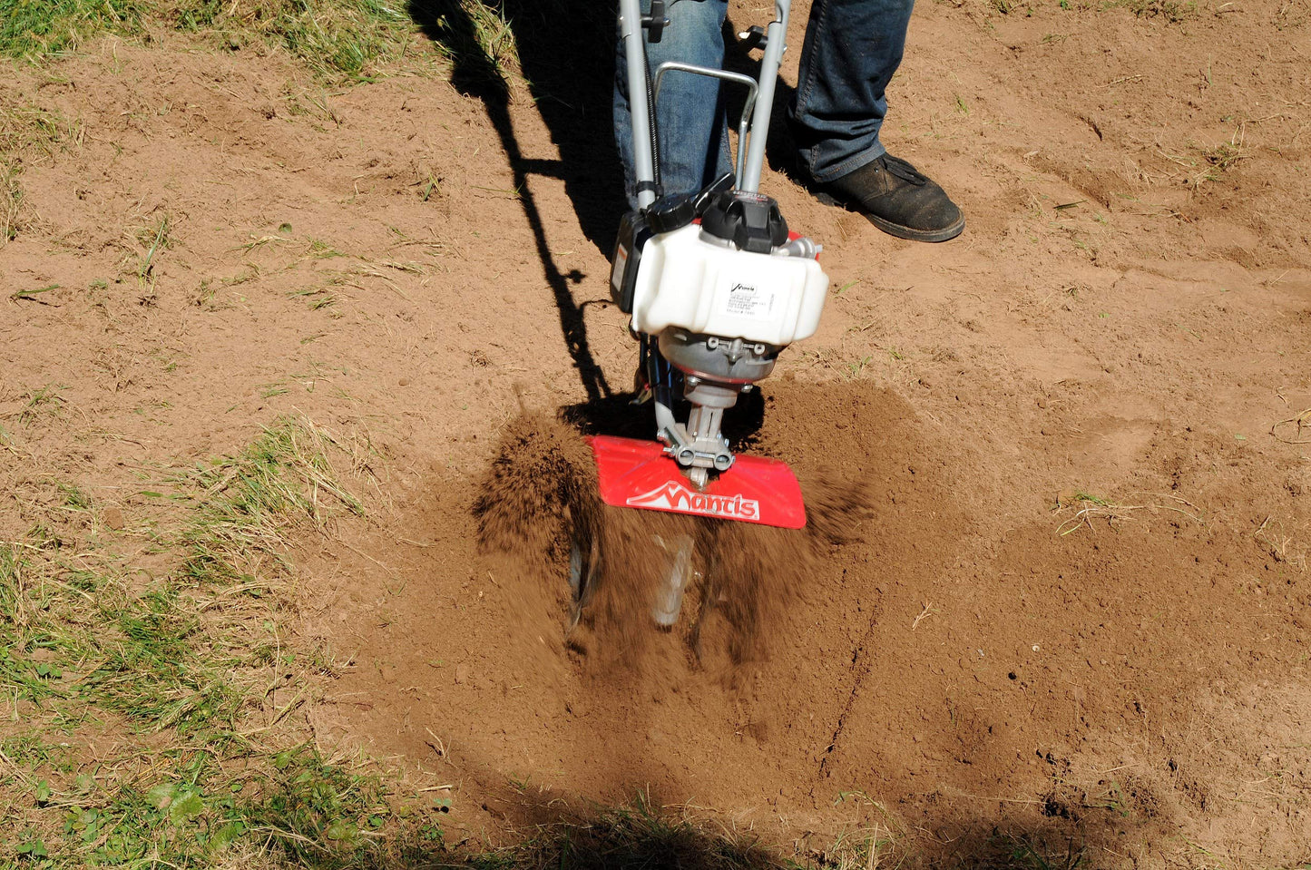 Mantis 7940 4-Cycle Tiller Cultivator Powered by Honda – Lightweight, Powerful and Compact - No Fuel Mix, Sure-Grip Handles – Built To Be Durable and Dependable