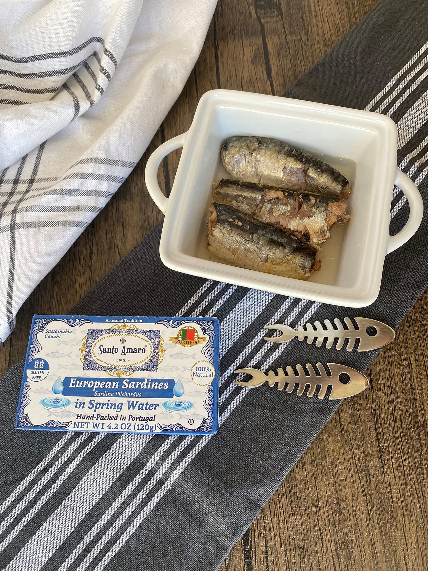 Santo Amaro - 6 Flavor Variety Pack Sampler European Wild Sardines - Virgin Olive Oil - Tomato Sauce from Puree - Virgin Olive Oil & Spicy Red Piri Piri Pepper - Spring Water - Virgin Olive Oil & Lisbon Lemon - Tomato Puree with Spicy Red Piri Piri Pepper