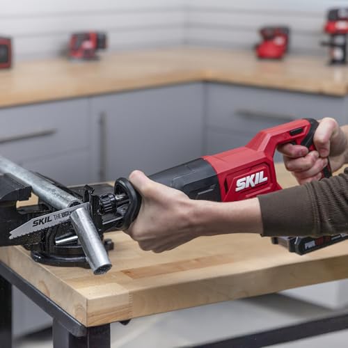 SKIL 20V Compact Reciprocating Saw Includes 2.0Ah PWR CORE 20 Lithium Battery and Charger - RS582902