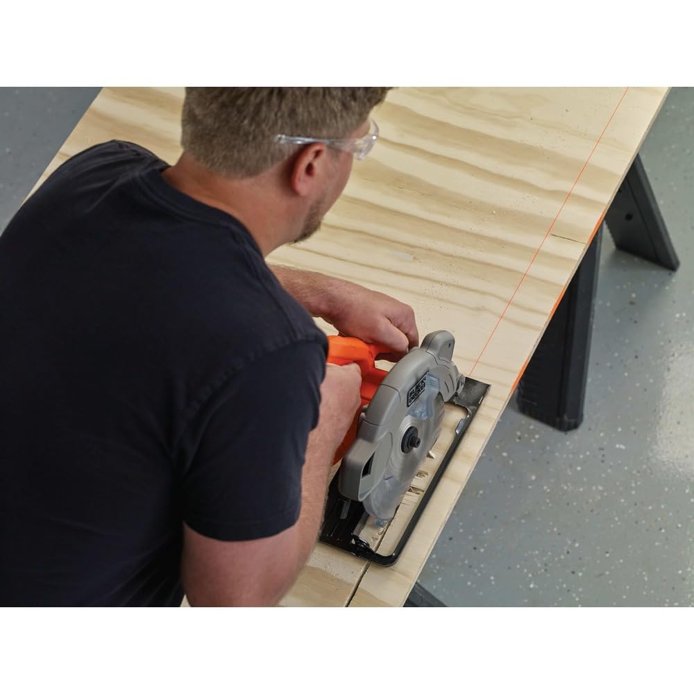 BLACK+DECKER 7-1/4-Inch Circular Saw with Laser, 13-Amp (BDECS300C)