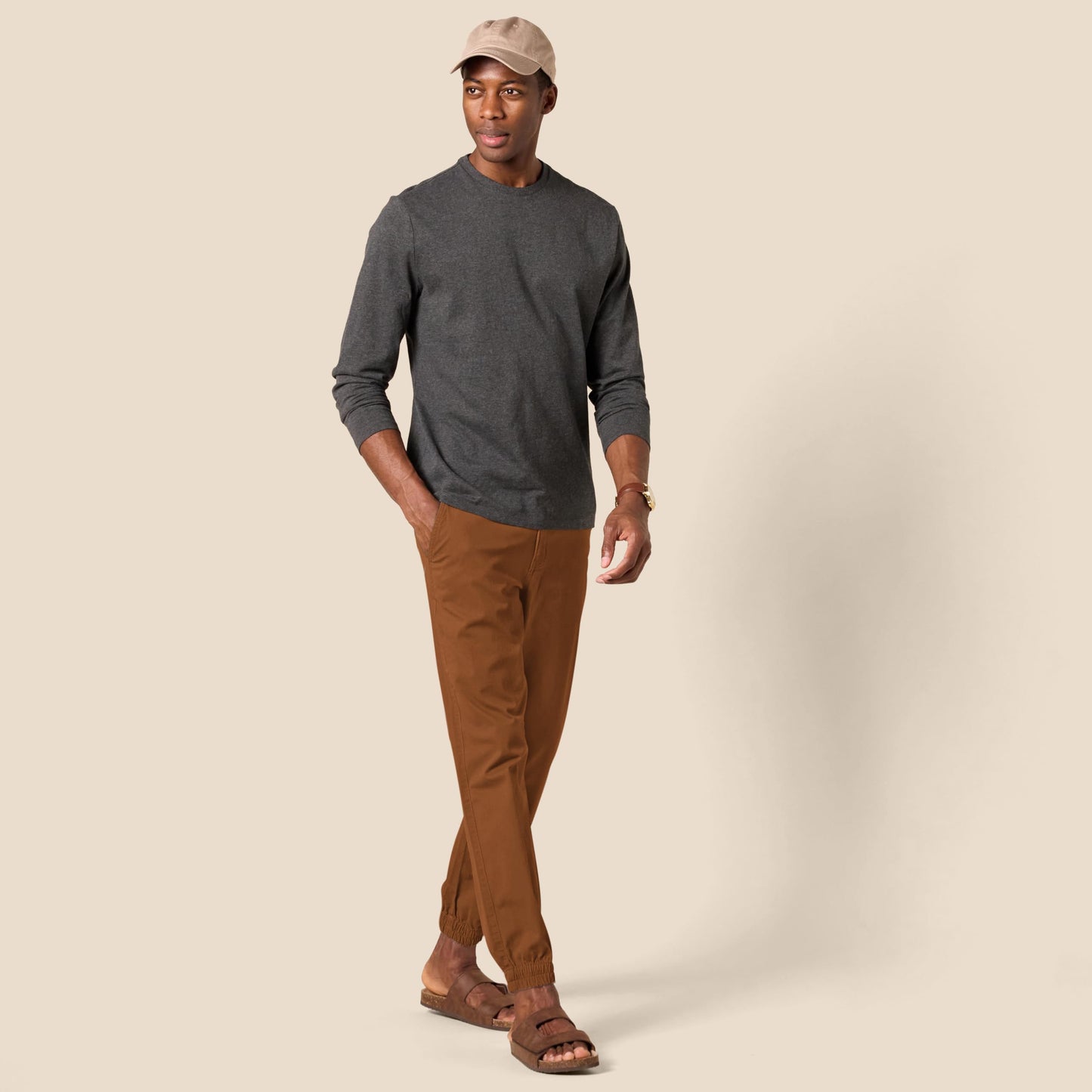 Amazon Essentials Men's Straight-Fit Washed Cotton Chino Jogger Pant