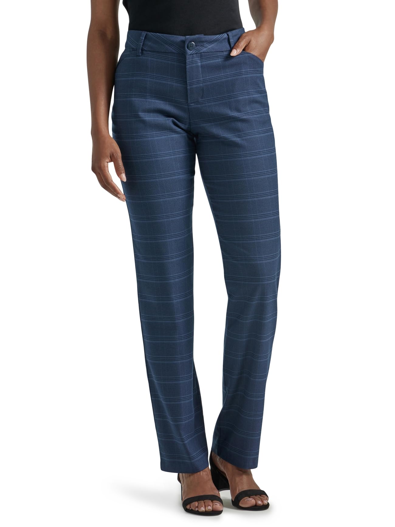Lee Women's Wrinkle Free Relaxed Fit Straight Leg Pant