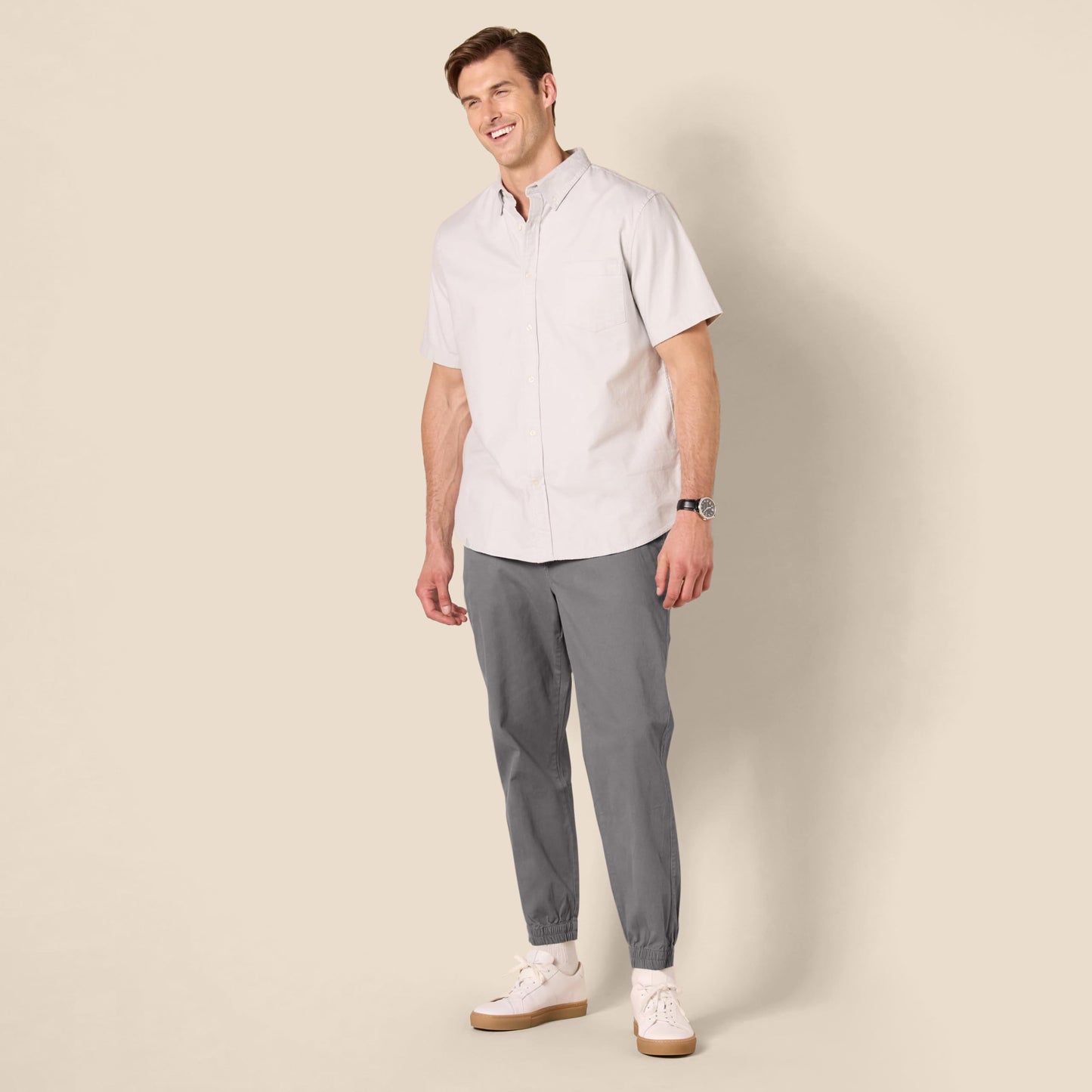 Amazon Essentials Men's Straight-Fit Washed Cotton Chino Jogger Pant