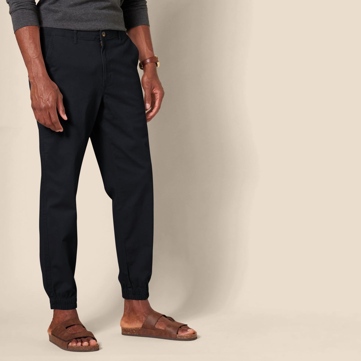 Amazon Essentials Men's Straight-Fit Washed Cotton Chino Jogger Pant